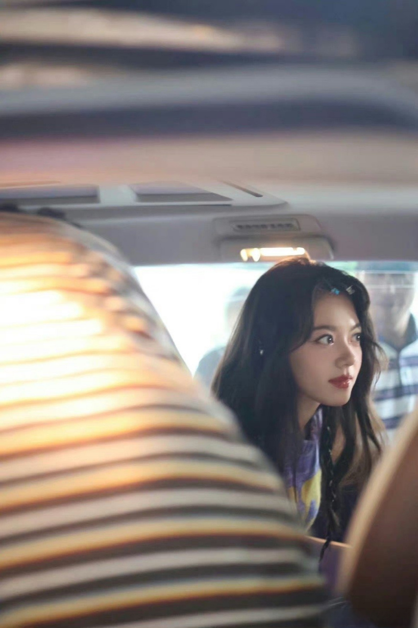 赵今麦侧颜好优越的鼻子啊