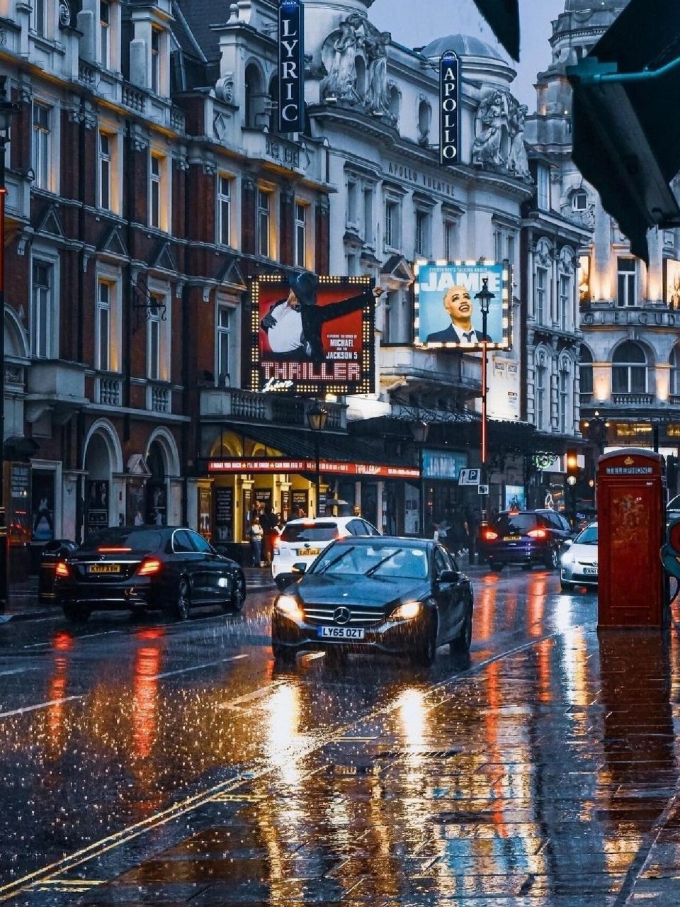 伦敦雨97london rain  塔桥蓝色的尖顶,你望着十字的背影 泰晤士漂