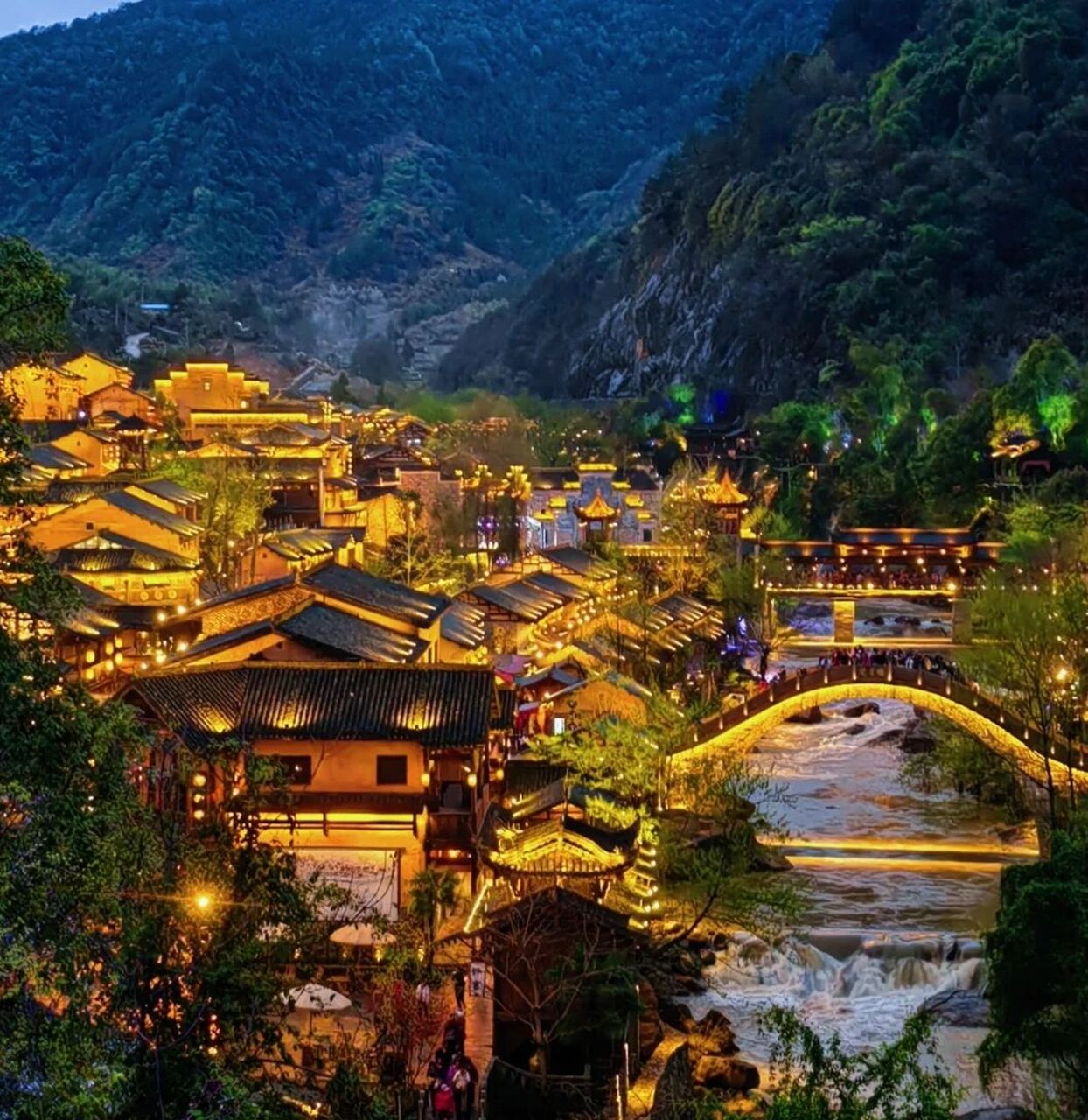 江西望仙谷一日游91攻略 【交通】08 坐高铁到上饶站,可包车(可以