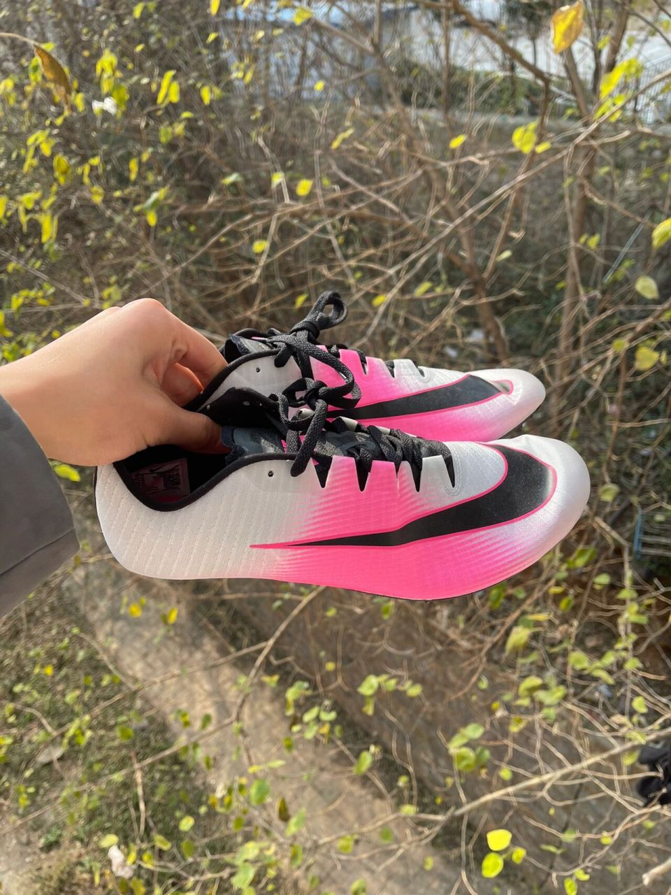 耐克ja fly3短跑钉鞋 相信这是一双大部分运动员和体育生都比较熟悉的