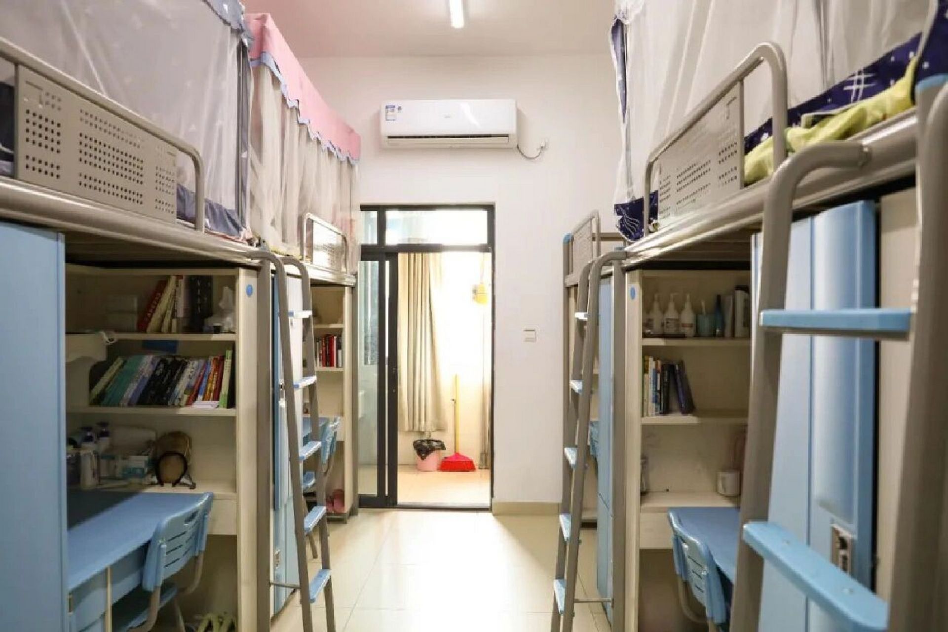 重庆清华中学宿舍照片图片