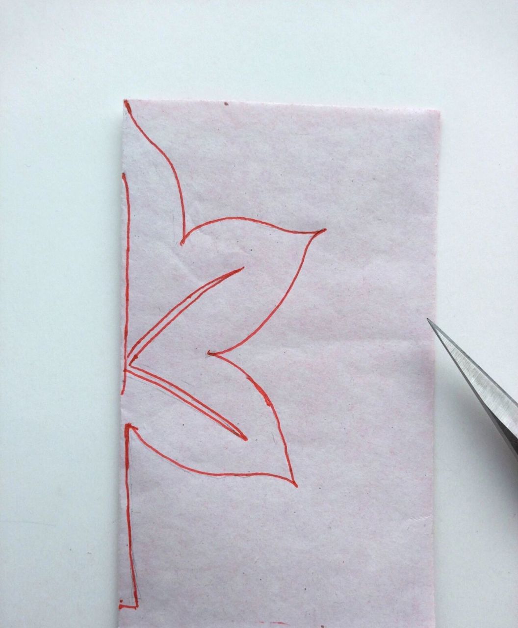 对折剪,儿童剪纸手工——枫叶93 今天来分享对折剪纸的枫叶93