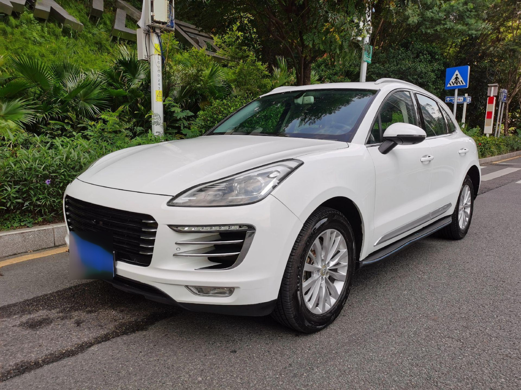 2017年众泰sr9(国产保时捷),2.