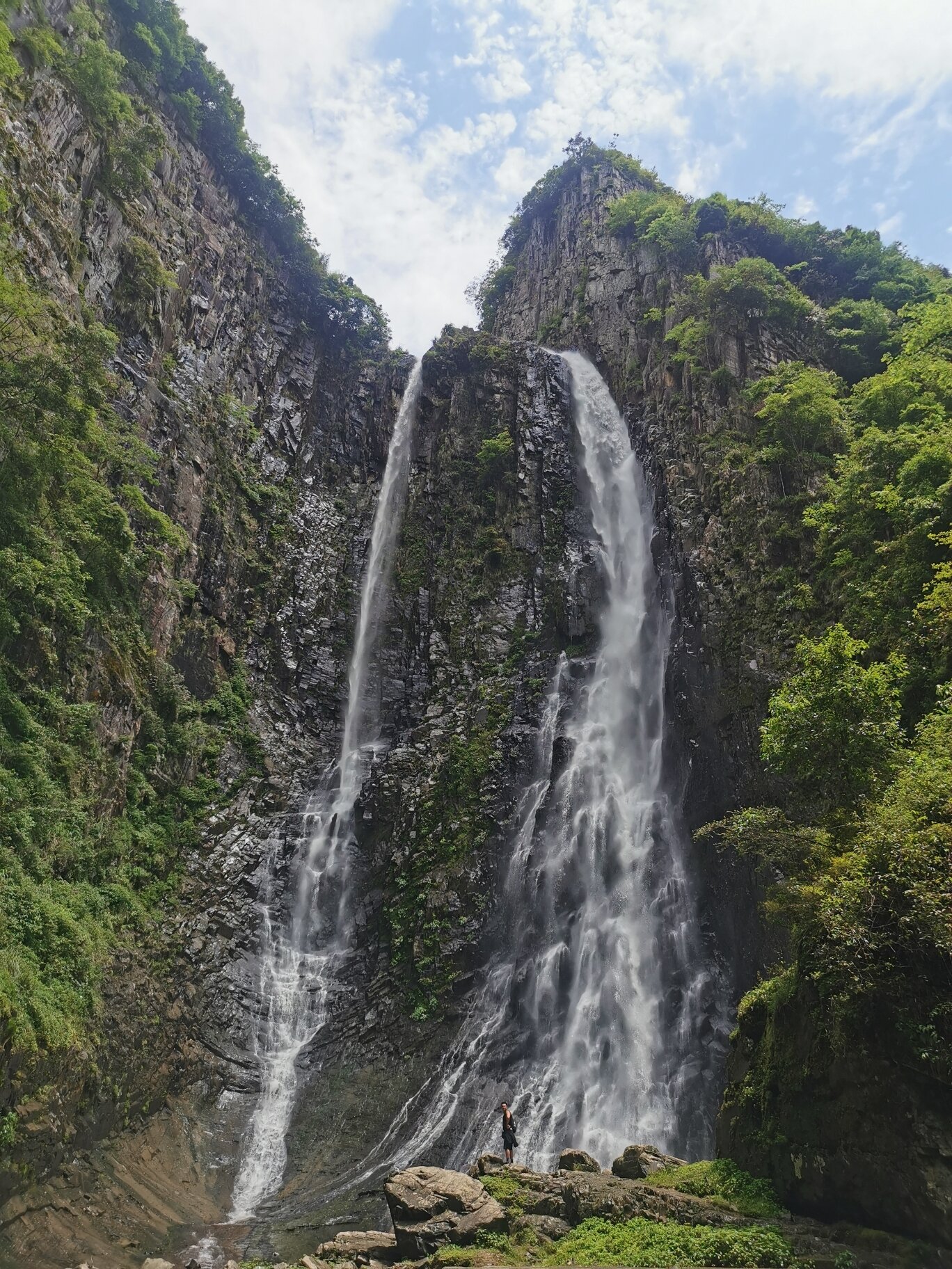 【贵州黔东南  六十丈瀑布】 99贵州省黔东南天柱县石洞镇六十丈洞