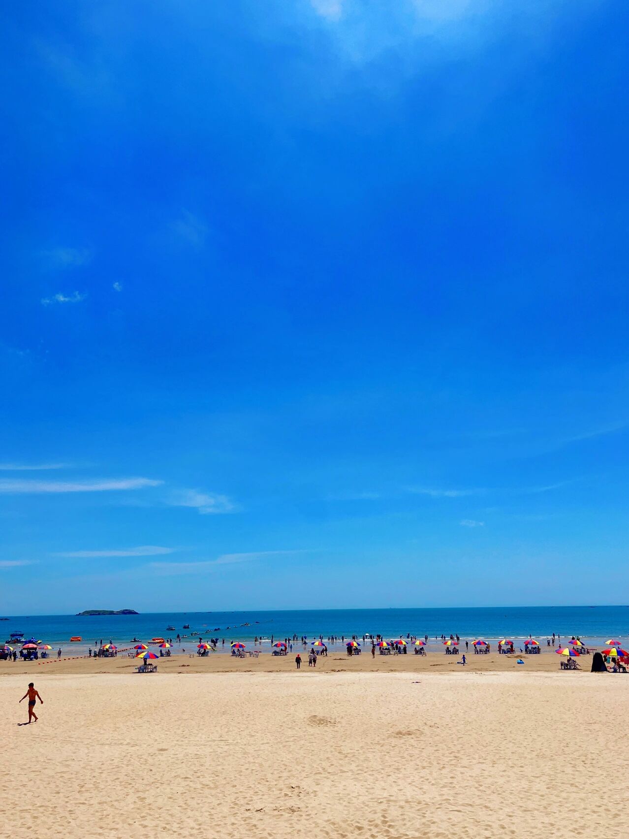 景点:福建·平潭岛 位置:福建省福福州市沙洲岛图片福建蓝天最美