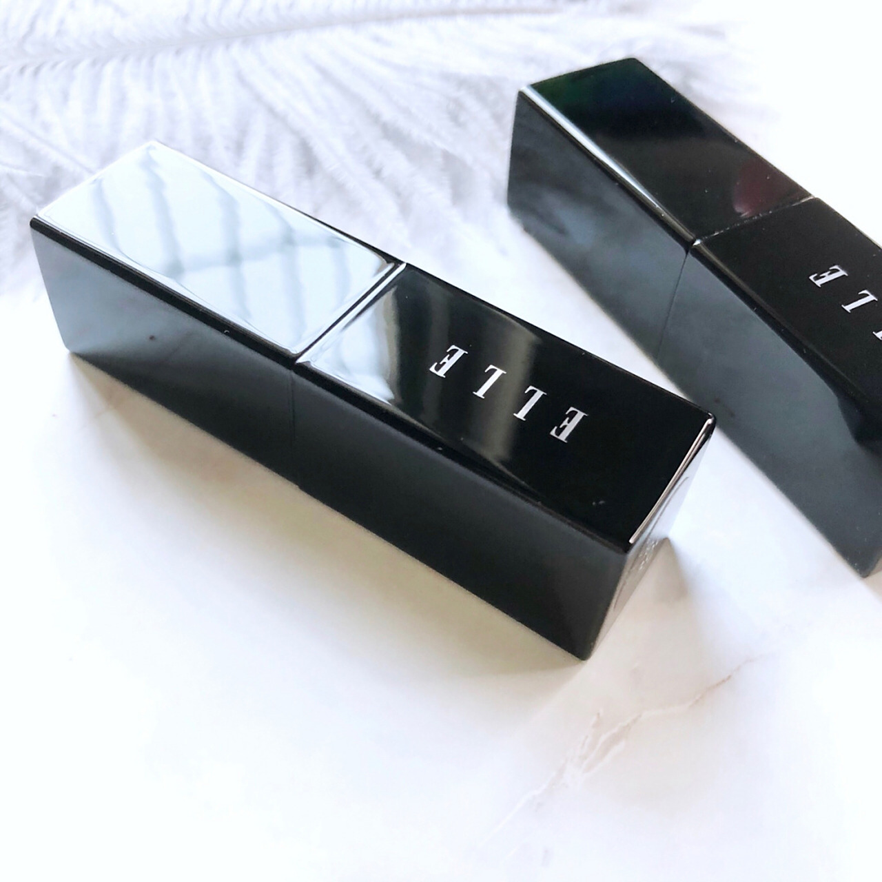 买了两只elle makeup口红,来一个试色分享701570157015