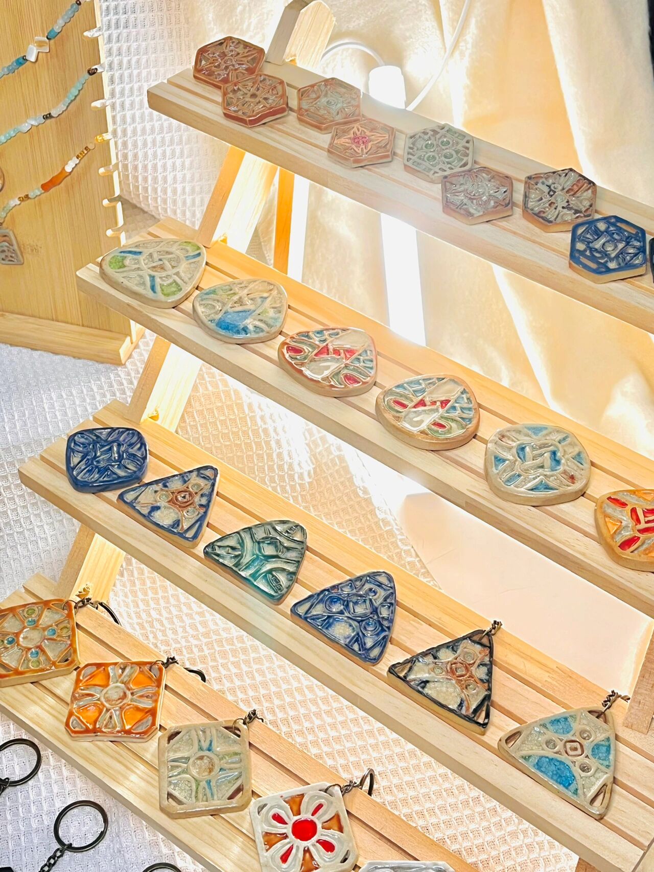 大学毕设-陶瓷文创产品设计 以"满洲窗"为文化背景,进行的文创产品