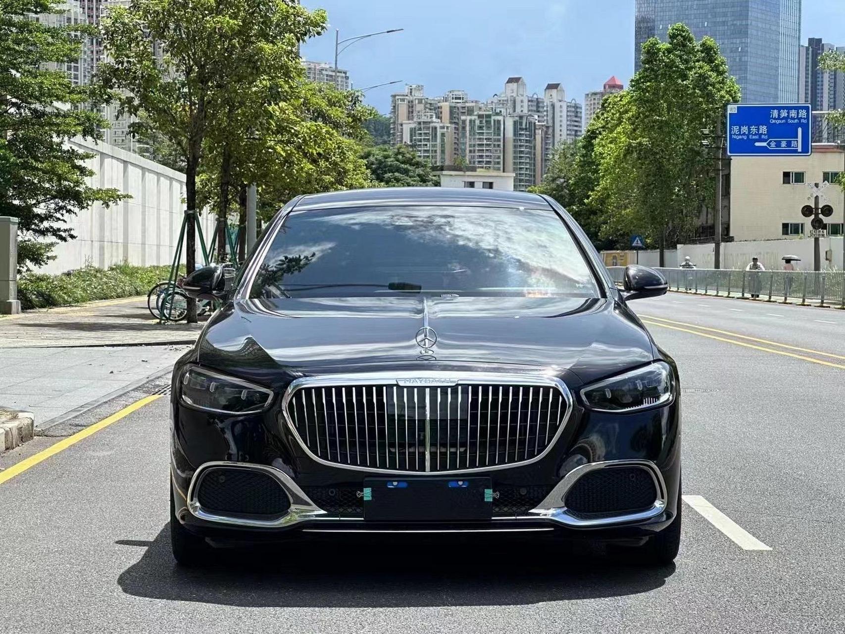 最新上架 2021款 奔驰迈巴赫s480 4matic 2021年上牌  4 万多