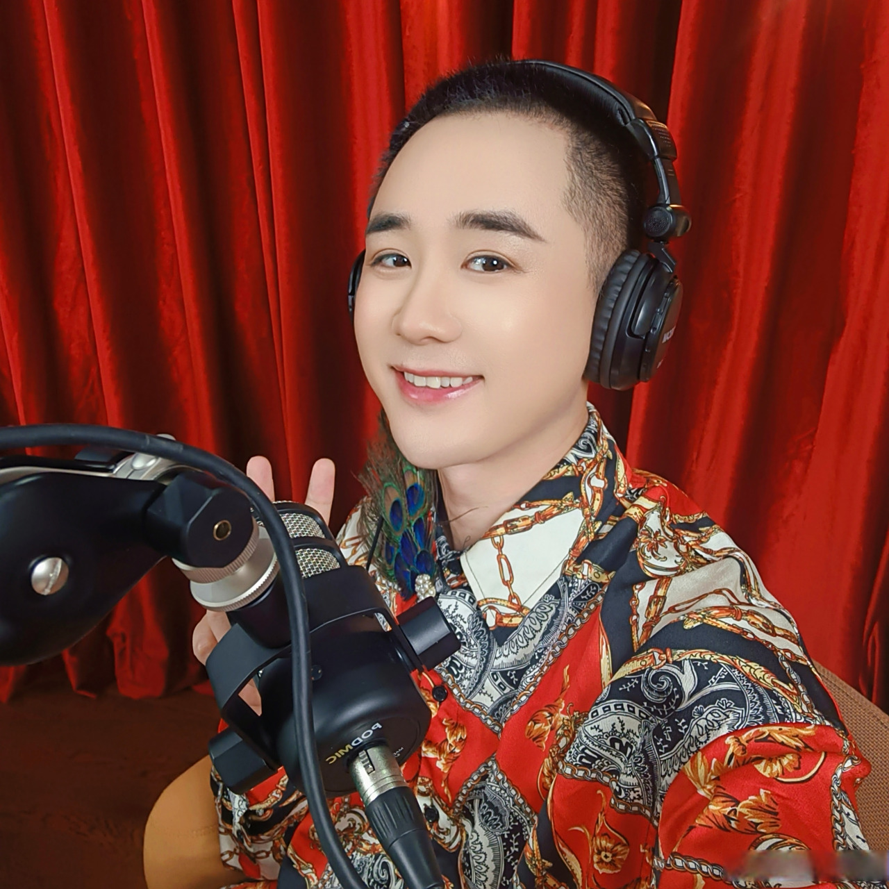 今天录制三好坏男孩专访视频版,还是讲述我北漂多年忍辱偷生,摸爬滚打