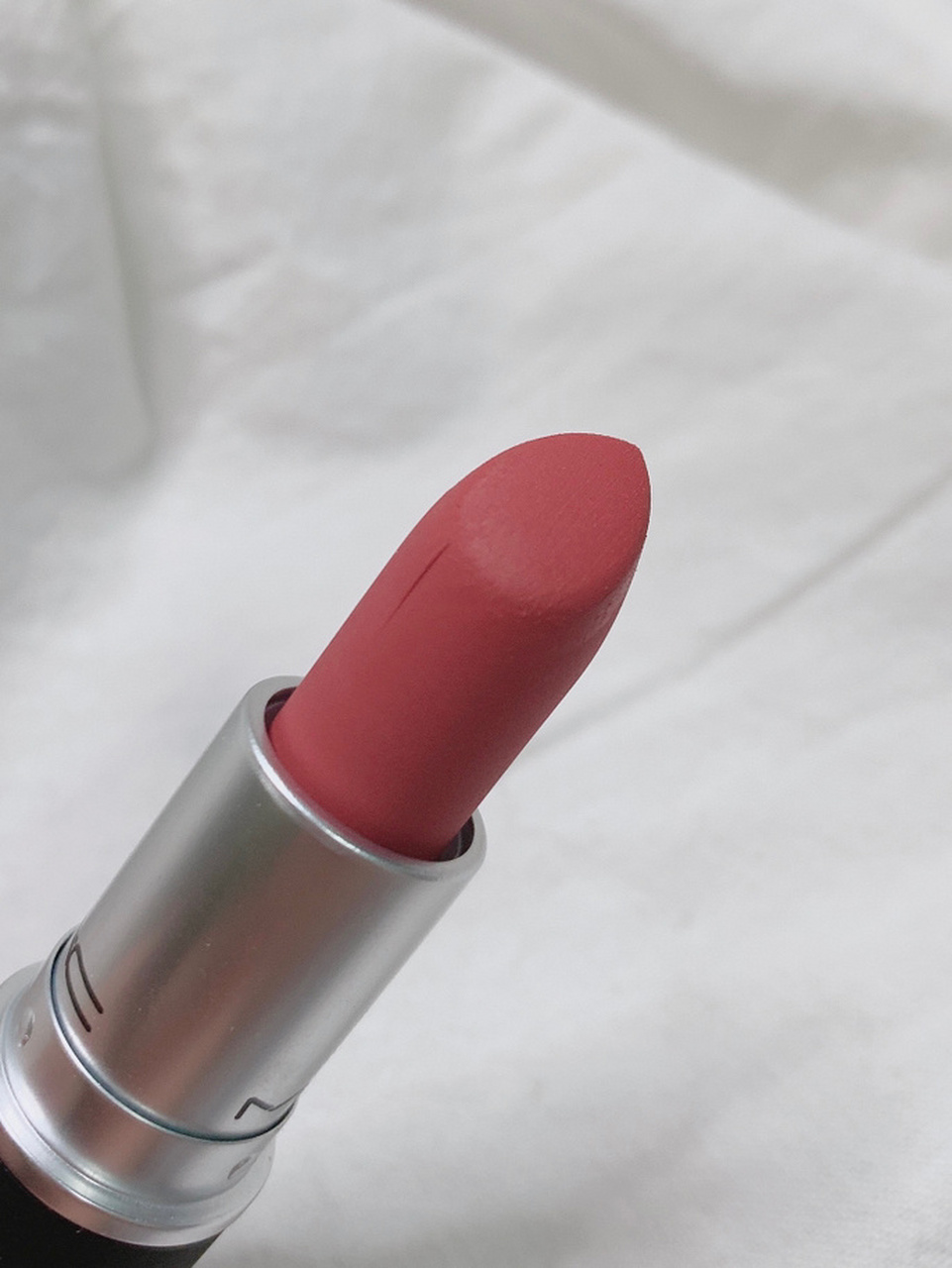 我!终于试到了这支mac923! 真的太难买了!我找了一圈都没有!