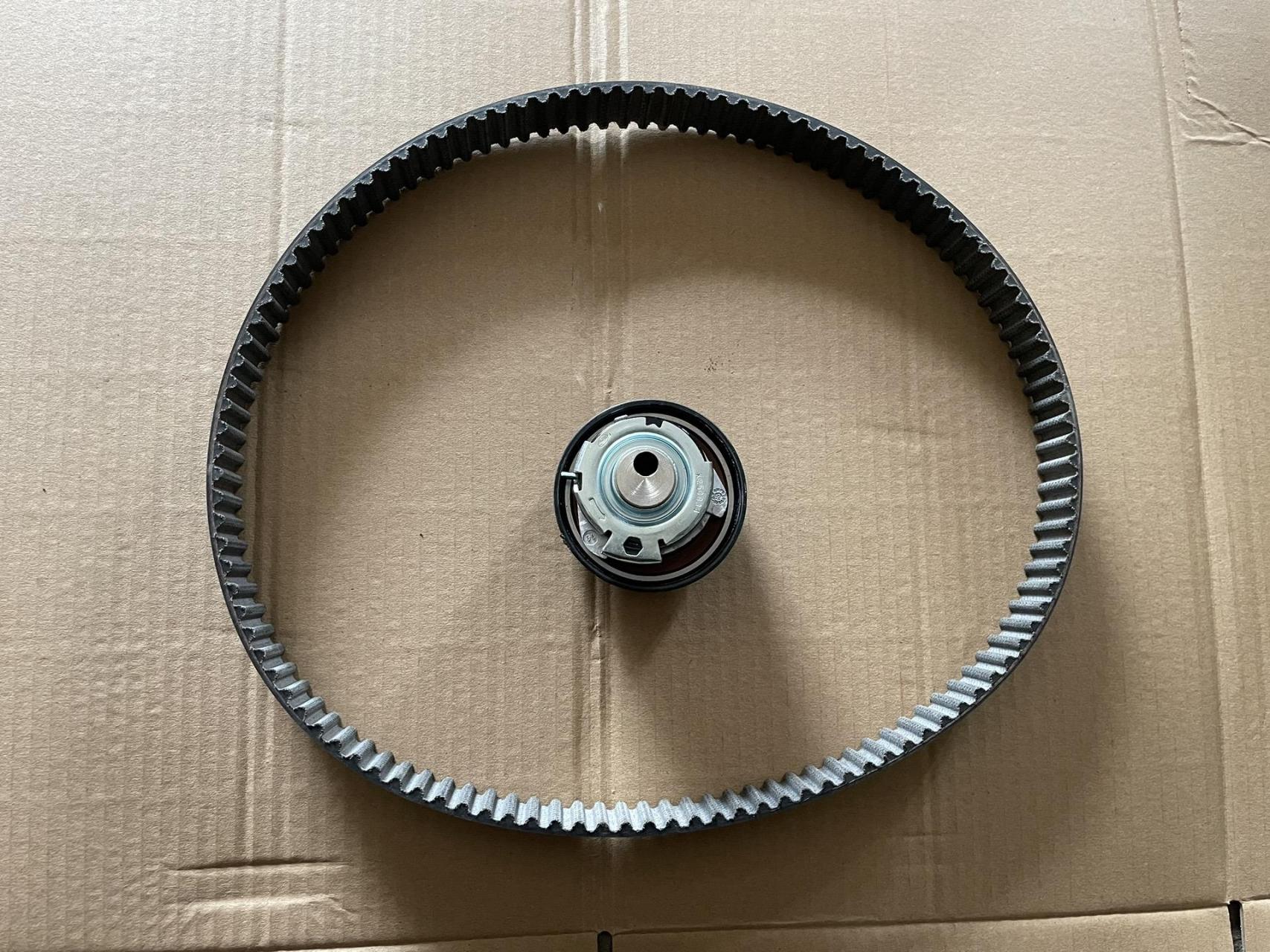 云内d30更换正时皮带!