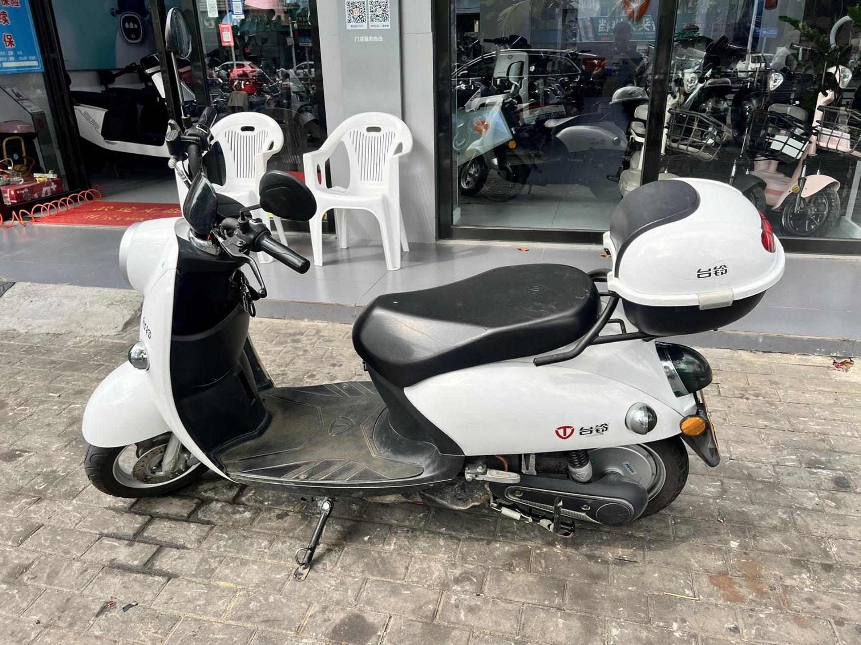 台铃60v20a小龟王电动车,过户交易 1380带走,2年的车,行驶了6千多公里