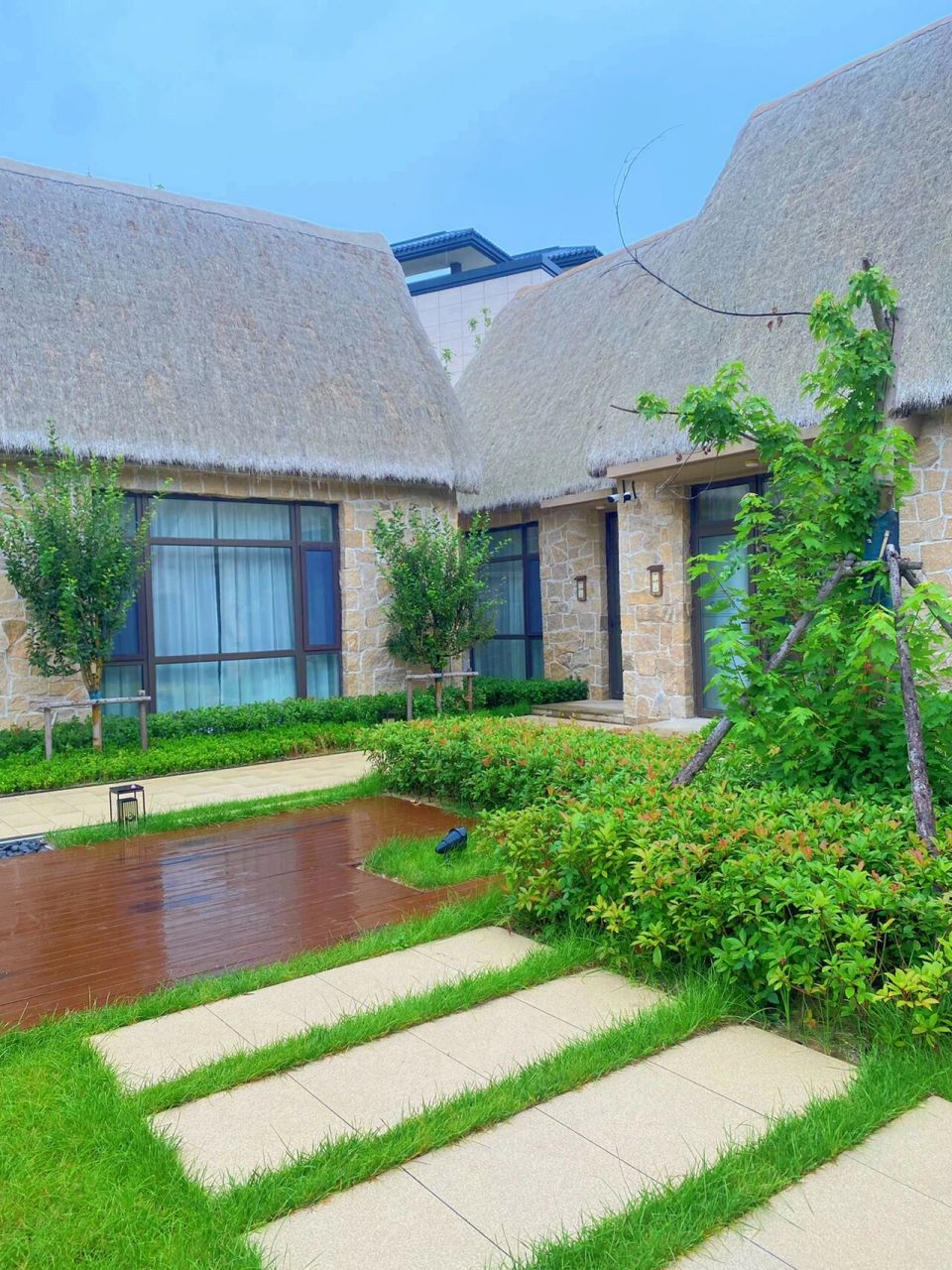 那香海98附近的海草房92网红民宿90 #威海行最后一站:荣成市