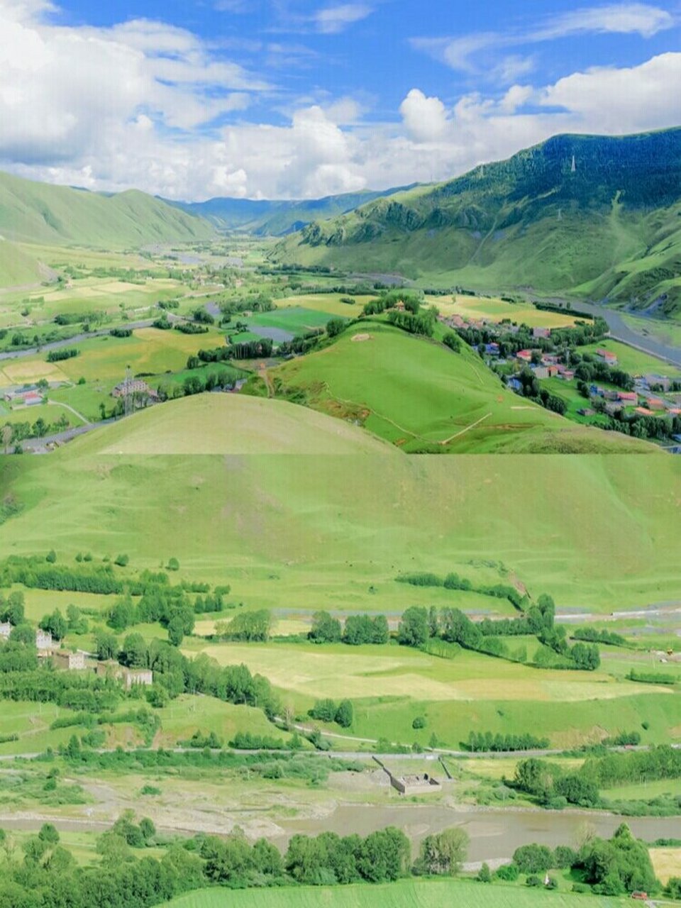 318川藏南线必经之地新都桥,摄影师的天堂 简介: 新都桥是四川省甘孜