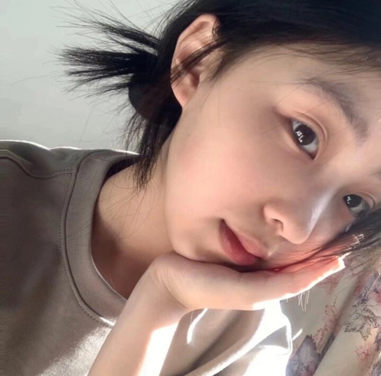 冷淡风女生头像🍃