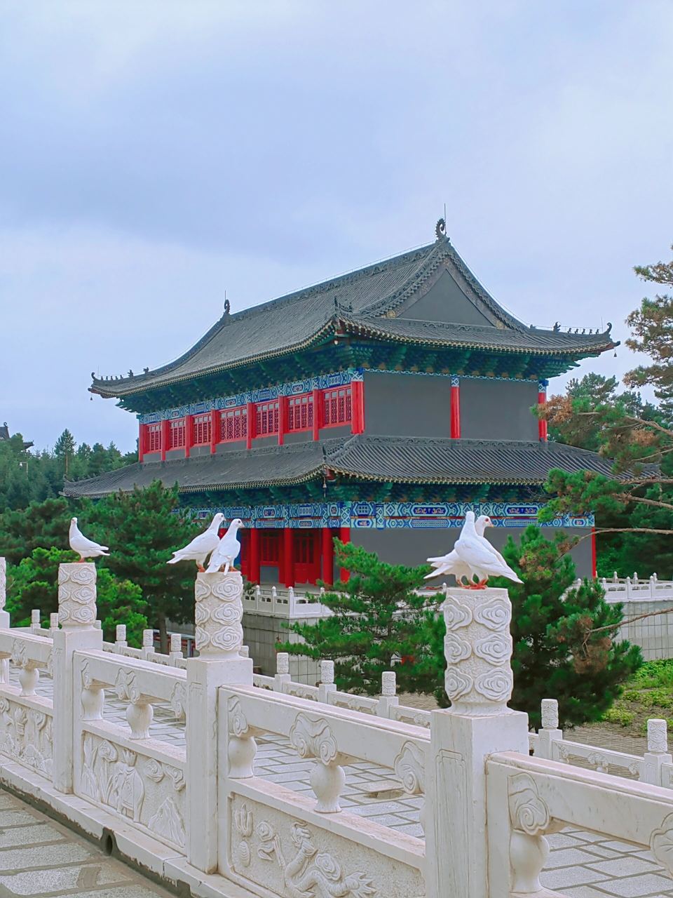 亚洲最大寺庙—松原龙华寺 今天去了松原龙华寺,龙华寺占地面积很大