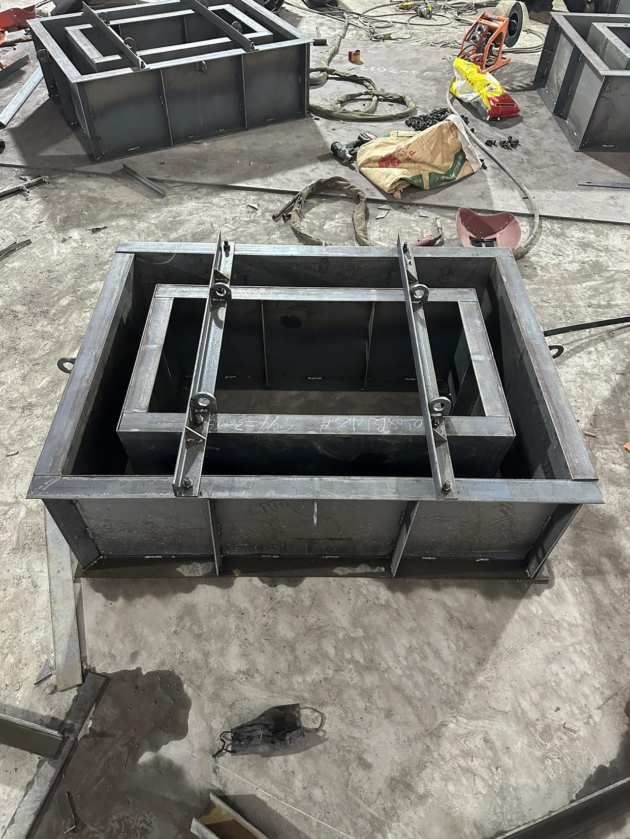 方井模具 水泥方井模具 方形井模具 方形检查井模具 专业生产厂家