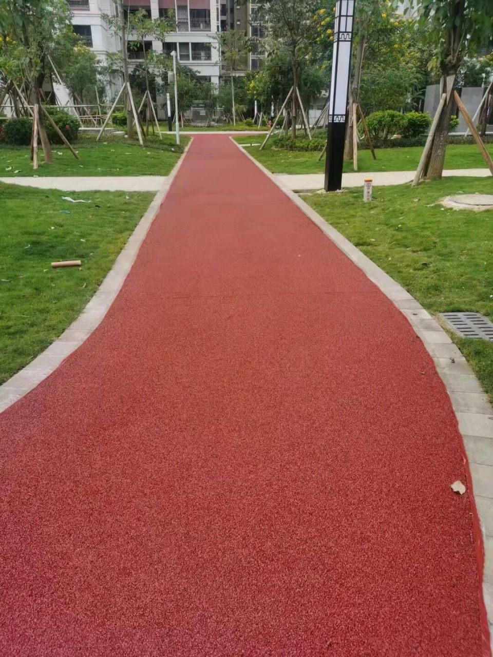 强固透水混凝土一平方米造价是多少?