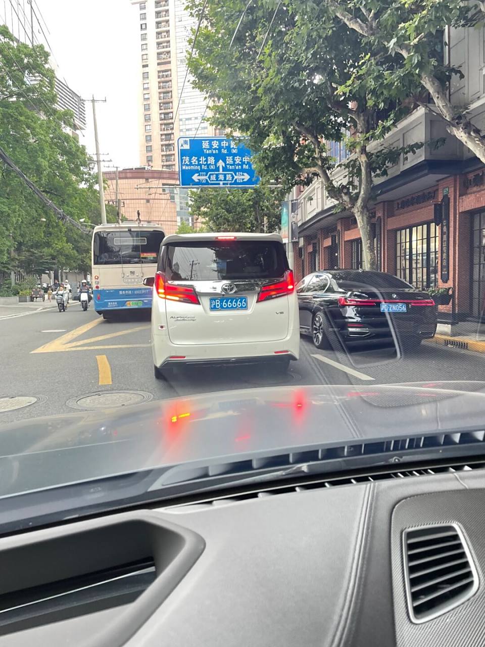 不懂就问,在上海车牌号66666,值多少? #不懂就问有问必答# 求大佬科普