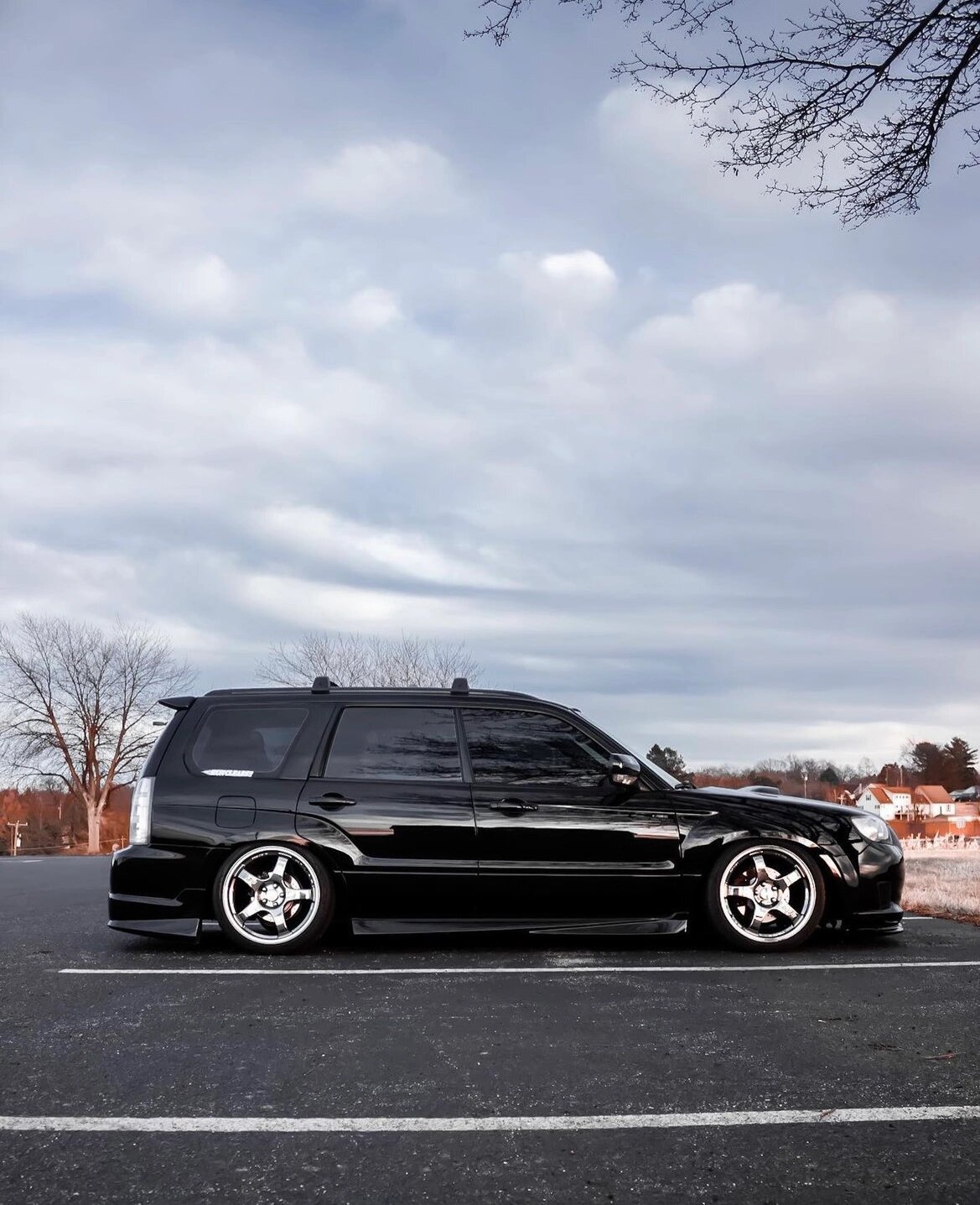 斯巴鲁森林人sg5 黑白配也不错