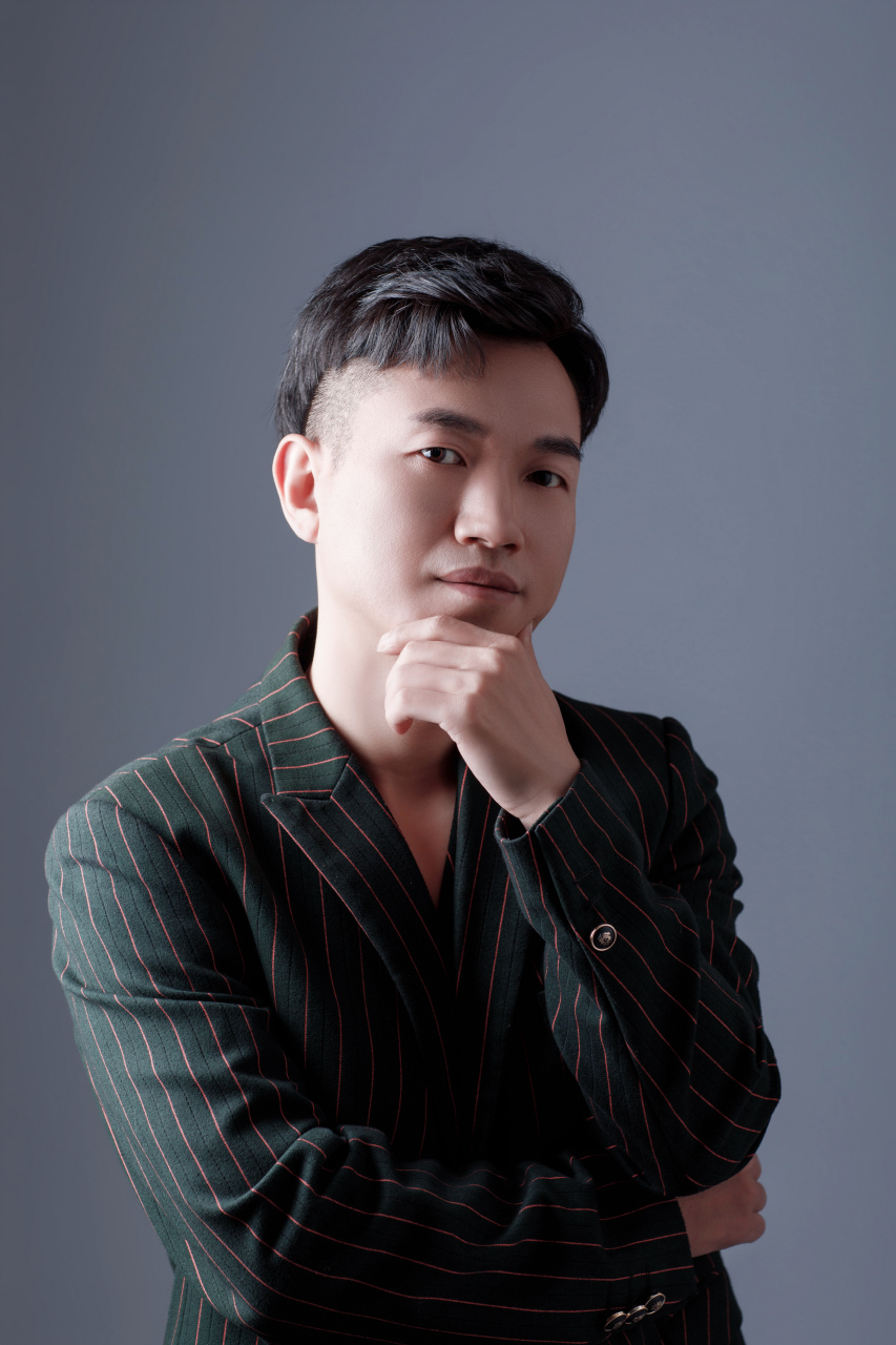 #庄闲##写真##歌手庄闲#