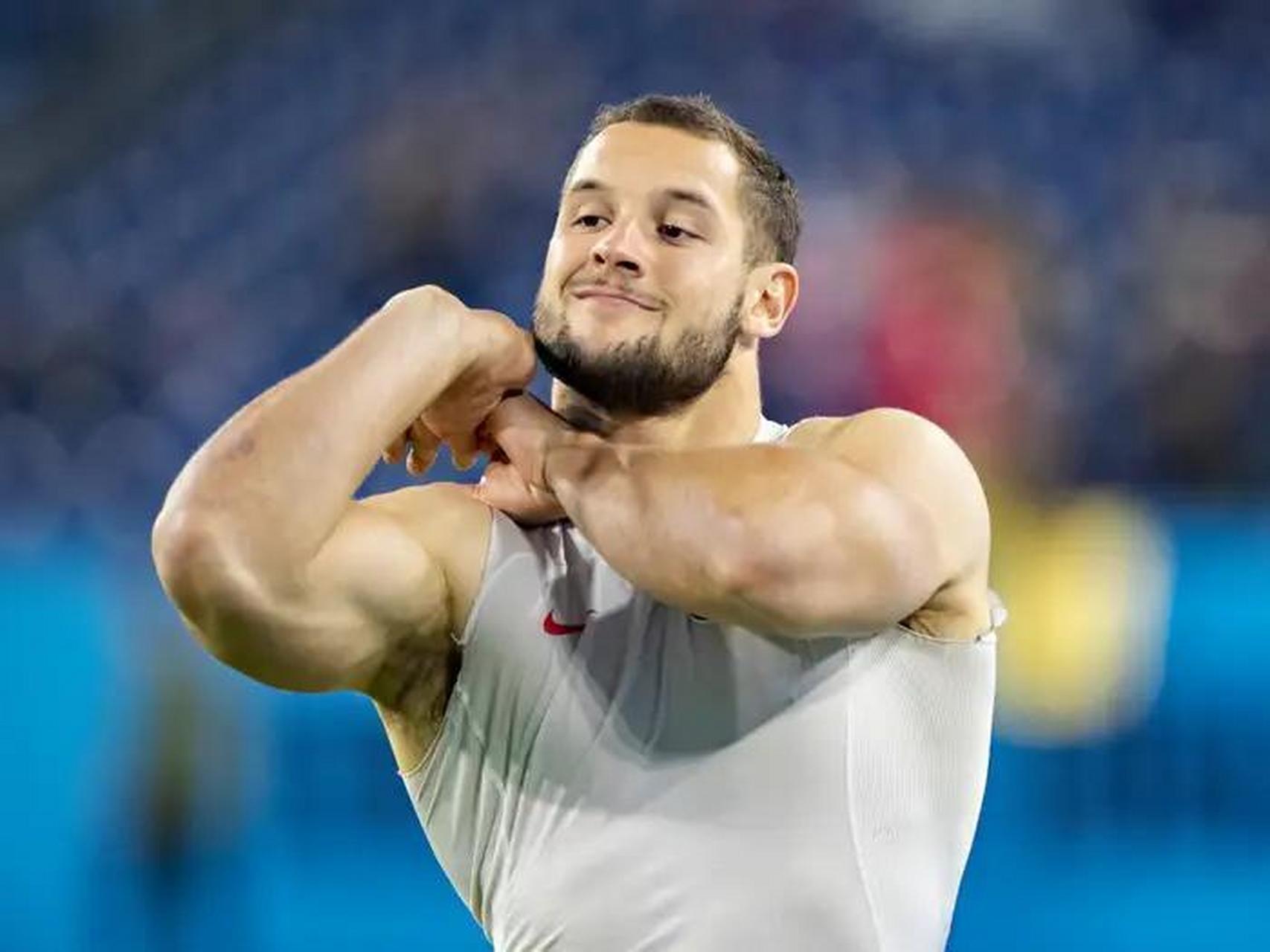 美国橄榄球运动员 nick bosa,身材太好看了