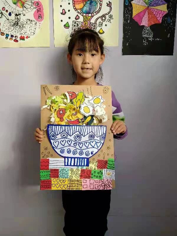 创意儿童画《拉面90》学生作品 来啦来啦05各位亲爱的小艺术家们