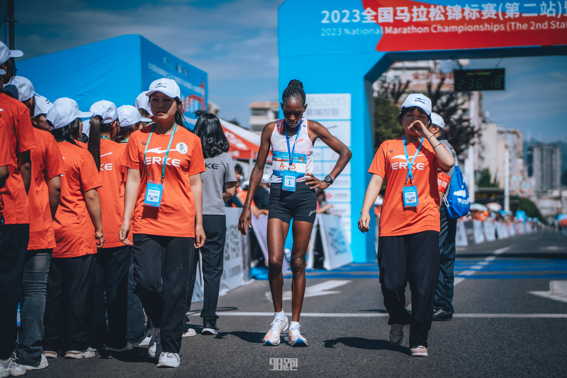 六盘水马拉松女子冠军 kirongo tecla   #98跑陪你聊跑步