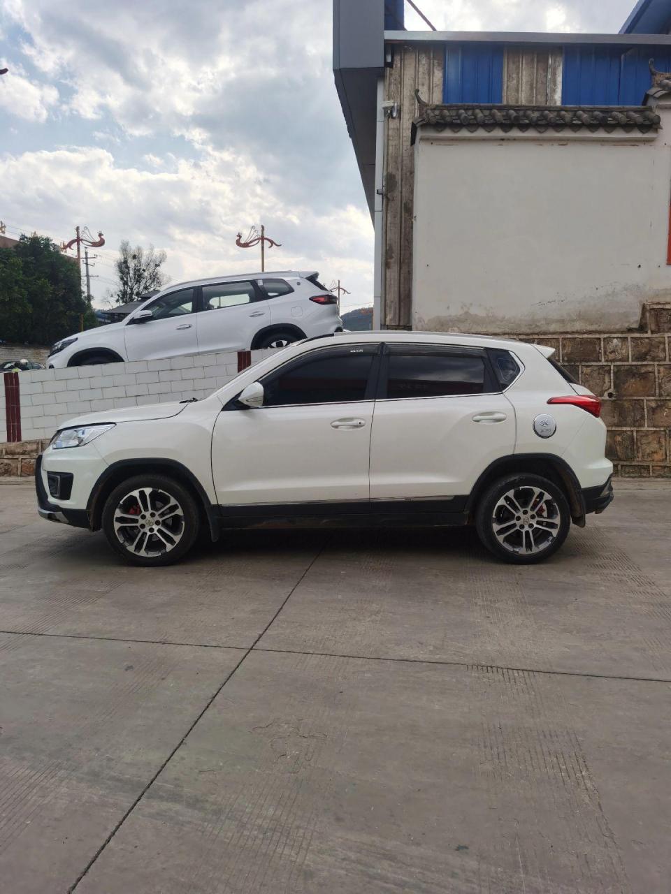 16年北汽x3手动1.