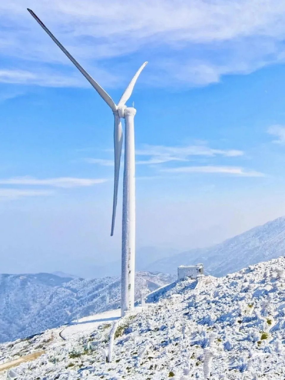 云冰山——美丽赏雪季来了——一起去旅行吧 湖南永州【云冰山】 位于