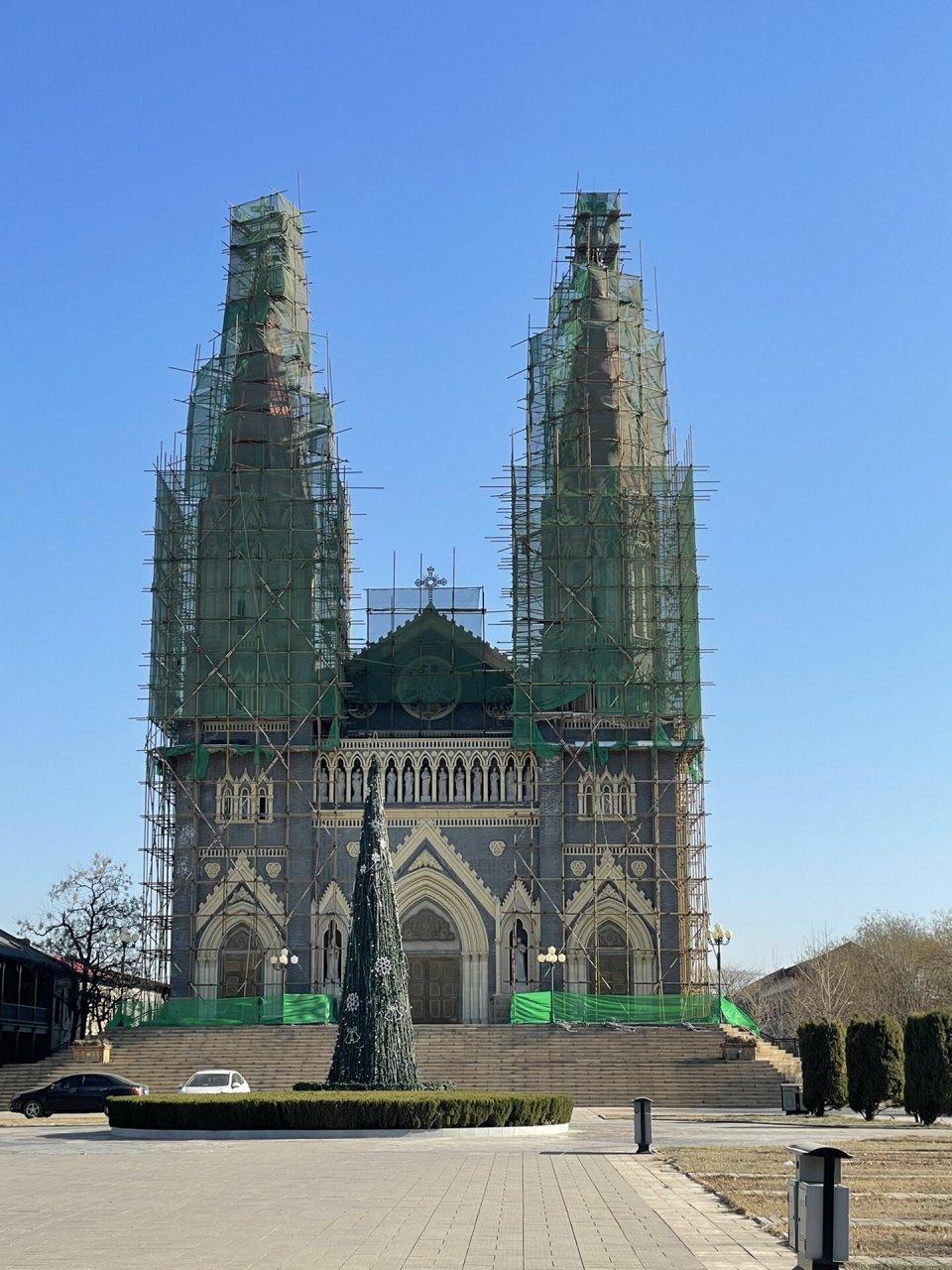 张庄天主教堂|百年前的老建筑 河北省献县张庄天主教堂,历史久远,建筑