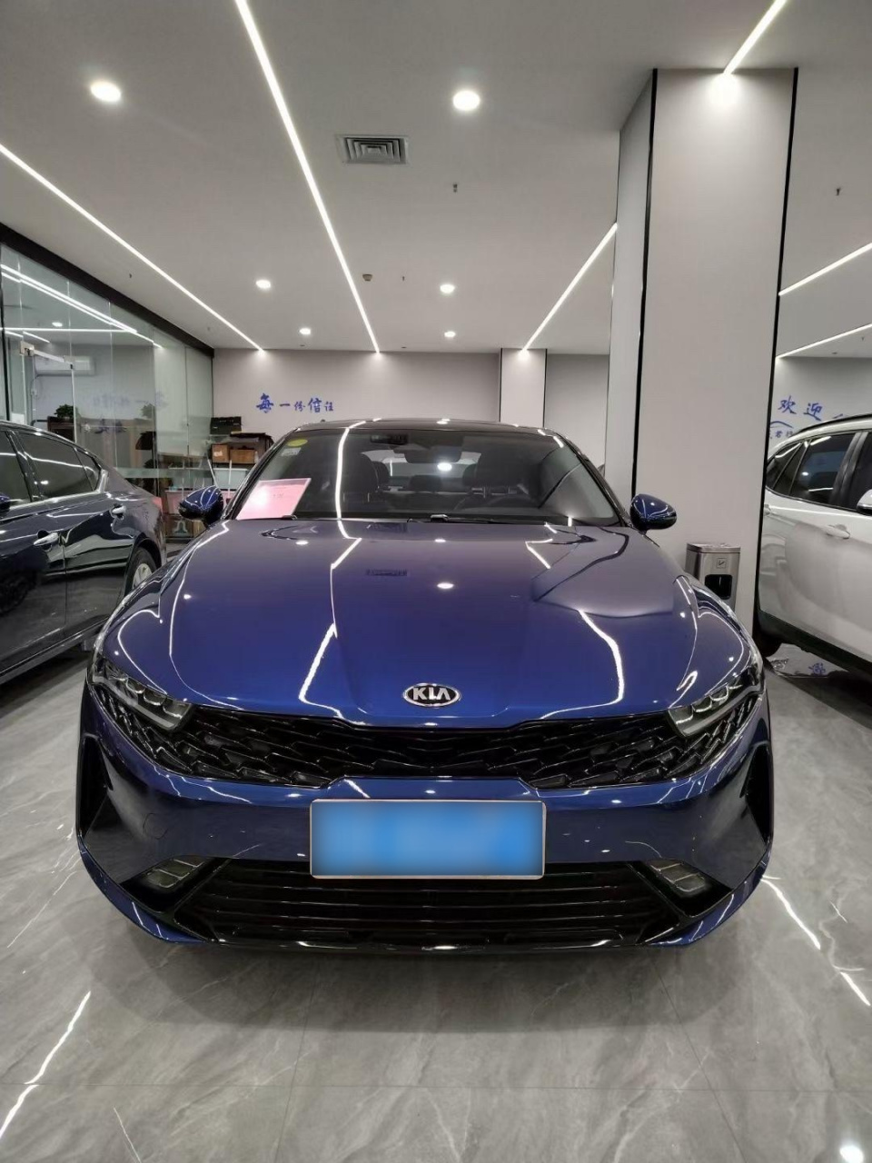 2021年起亚k5凯酷,2.7万公里1.