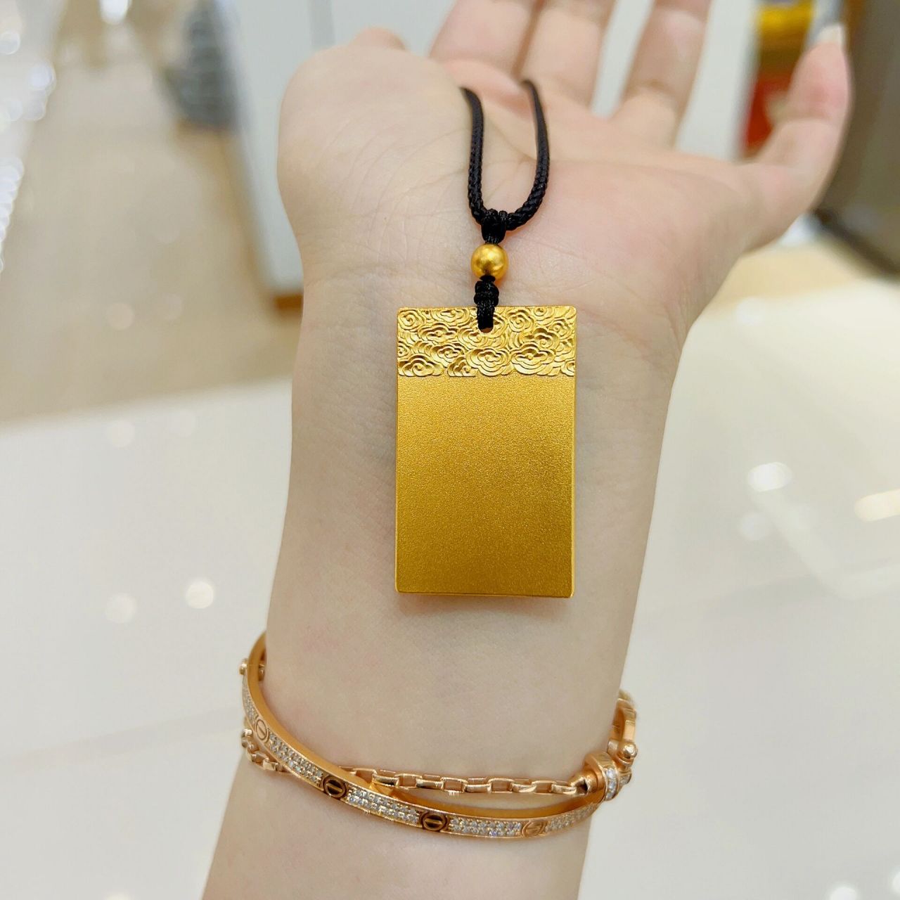 38克古法黄金无事牌 1万77预算的黄金吊坠 小姐姐选了老公的七夕