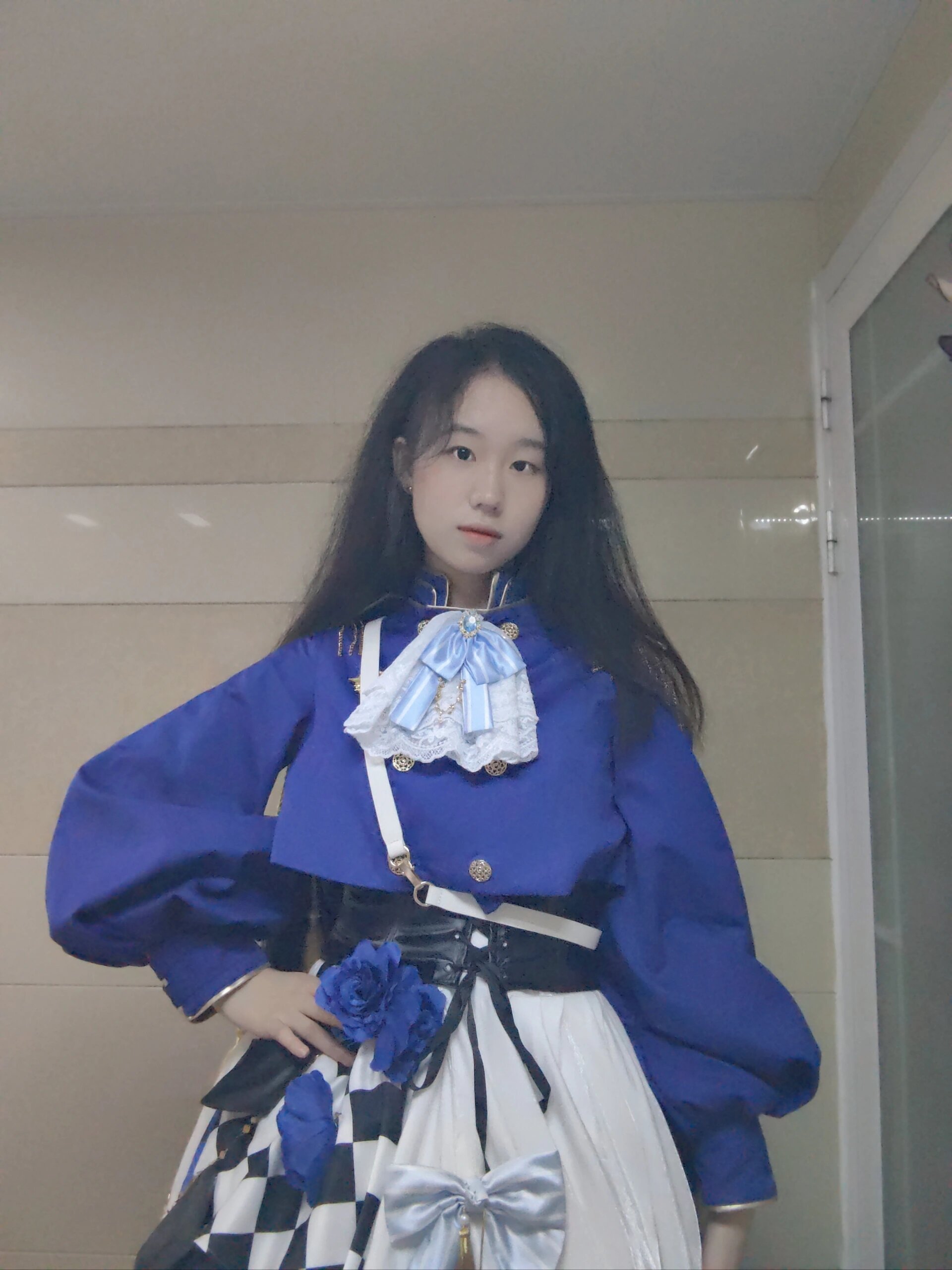 骑士风lolita——胜利誓约 其实去掉外套就变公主感了,真的很喜欢这种