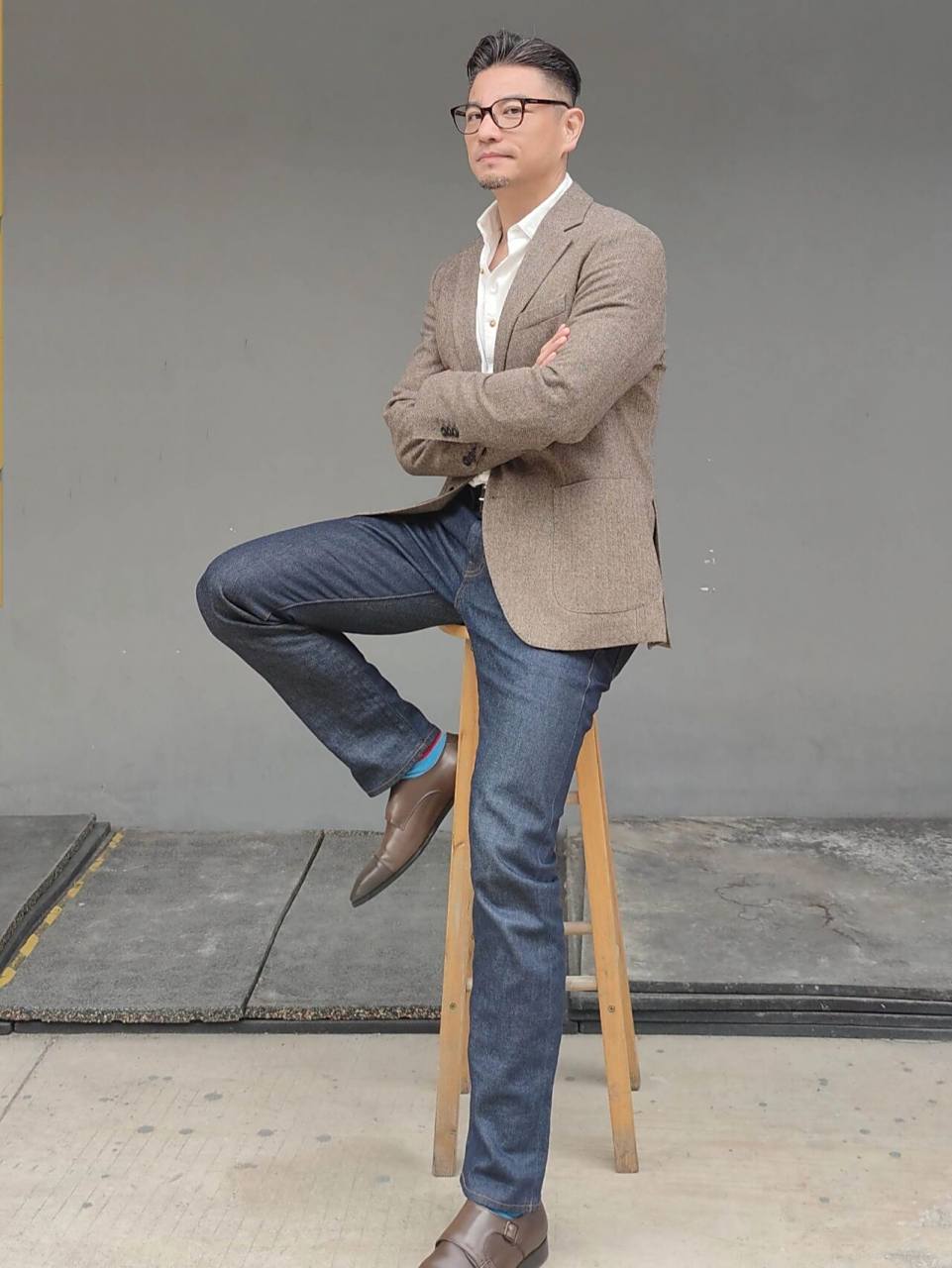 43岁大叔 西装&牛仔裤的穿搭|正装不呆板 正装和牛仔的搭配可以让整体