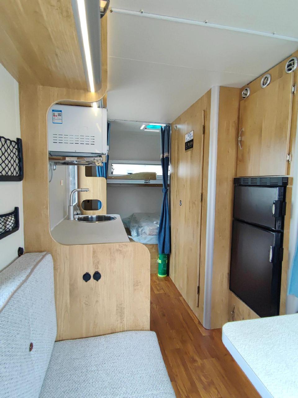 迷野480拖挂房车 售价:7.