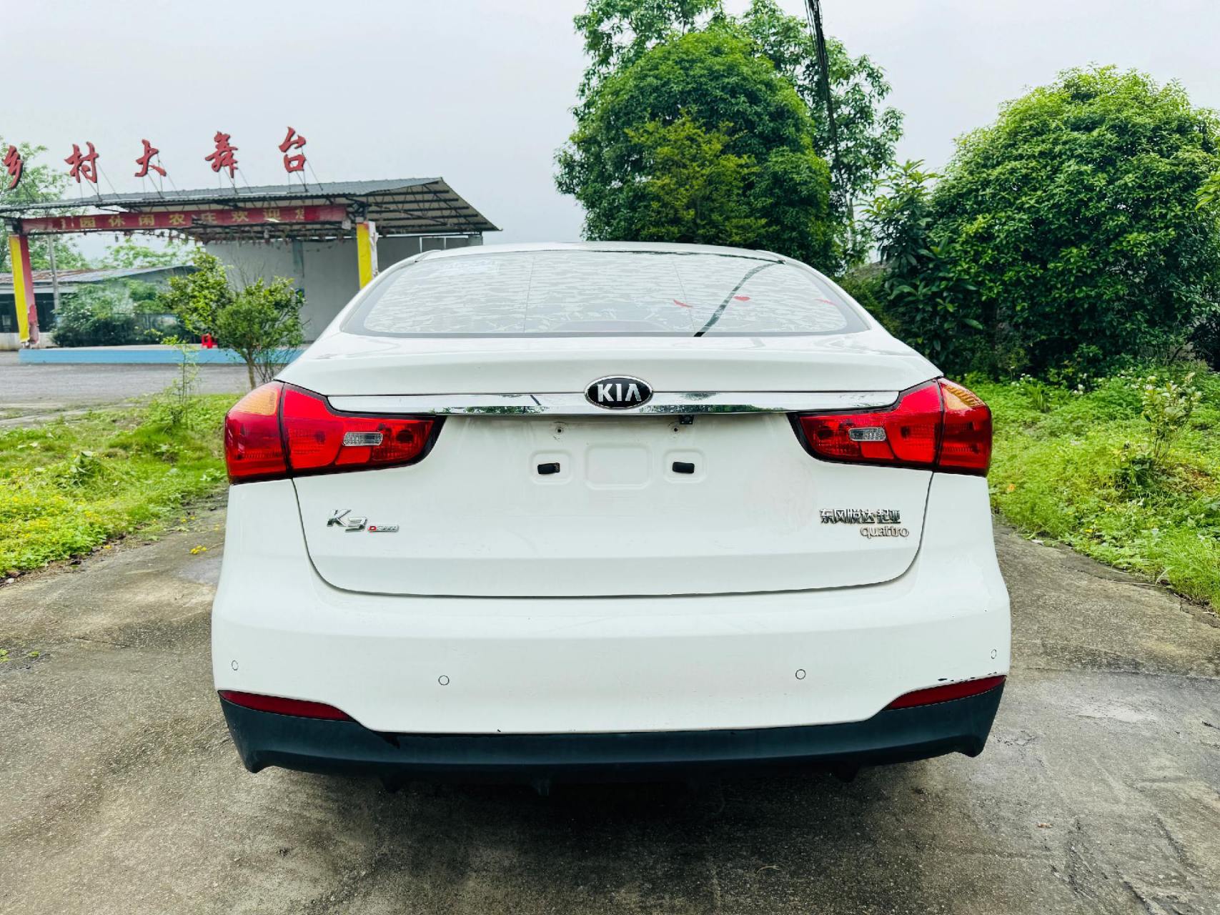 刚刚到店16年起亚k3极品车况,,1.