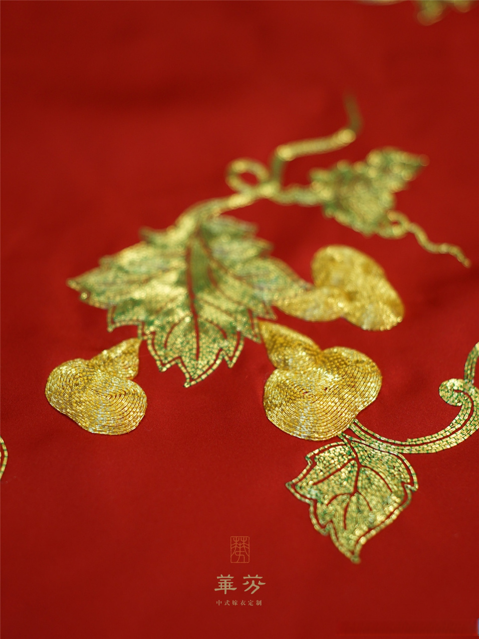 新款男士囍服,盘金绣葫芦图案.