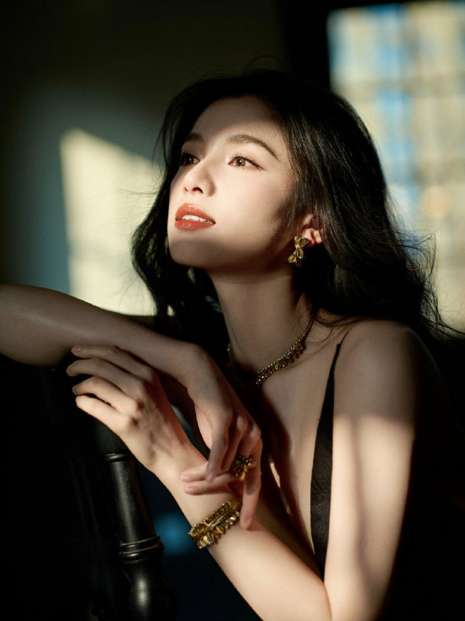 周也,张婧仪两位一直被称同类型的小花,这次谁赢了