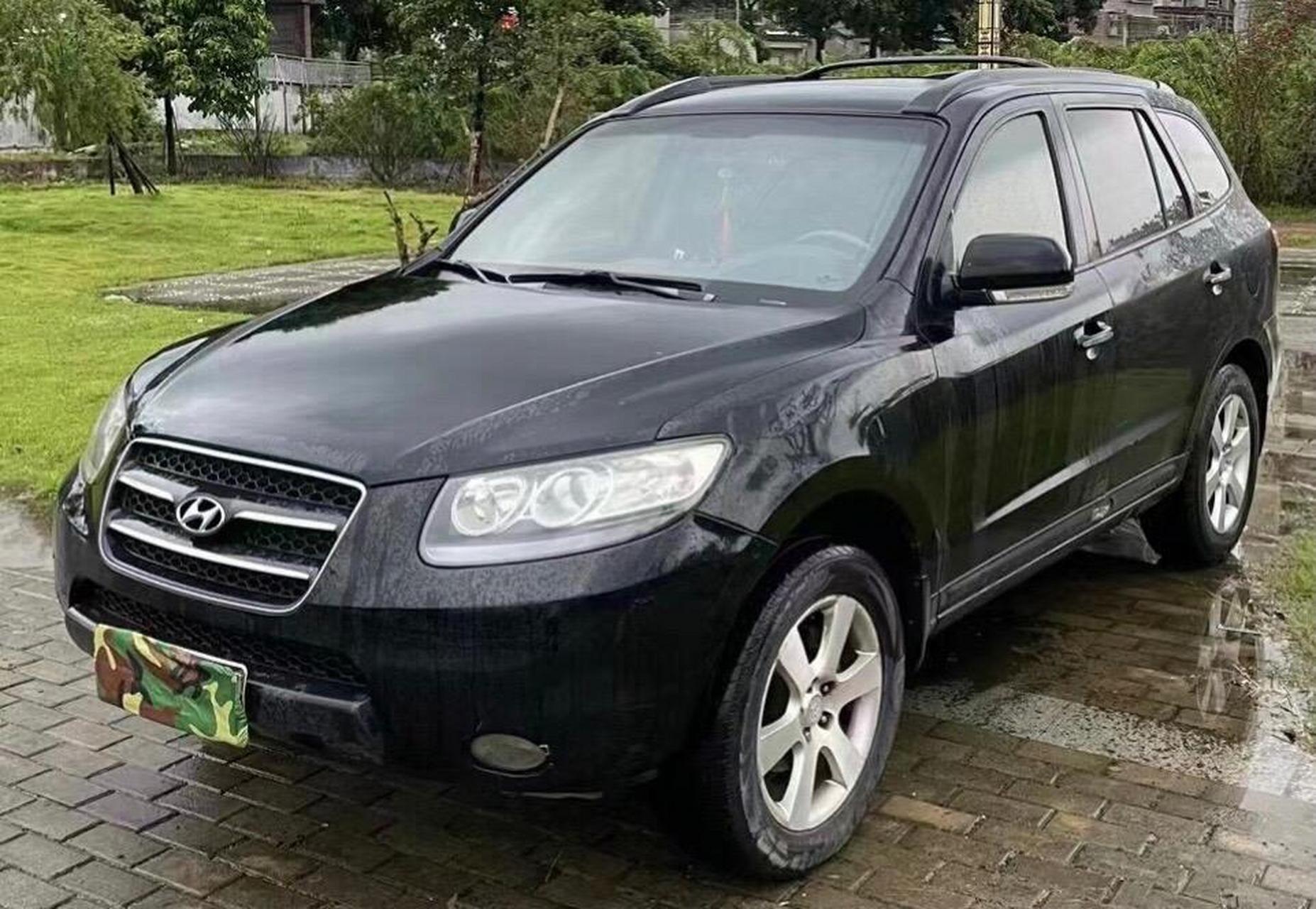 09年  现代进口 胜达经典 09款 2.7 豪华版 顶配  指导价29.