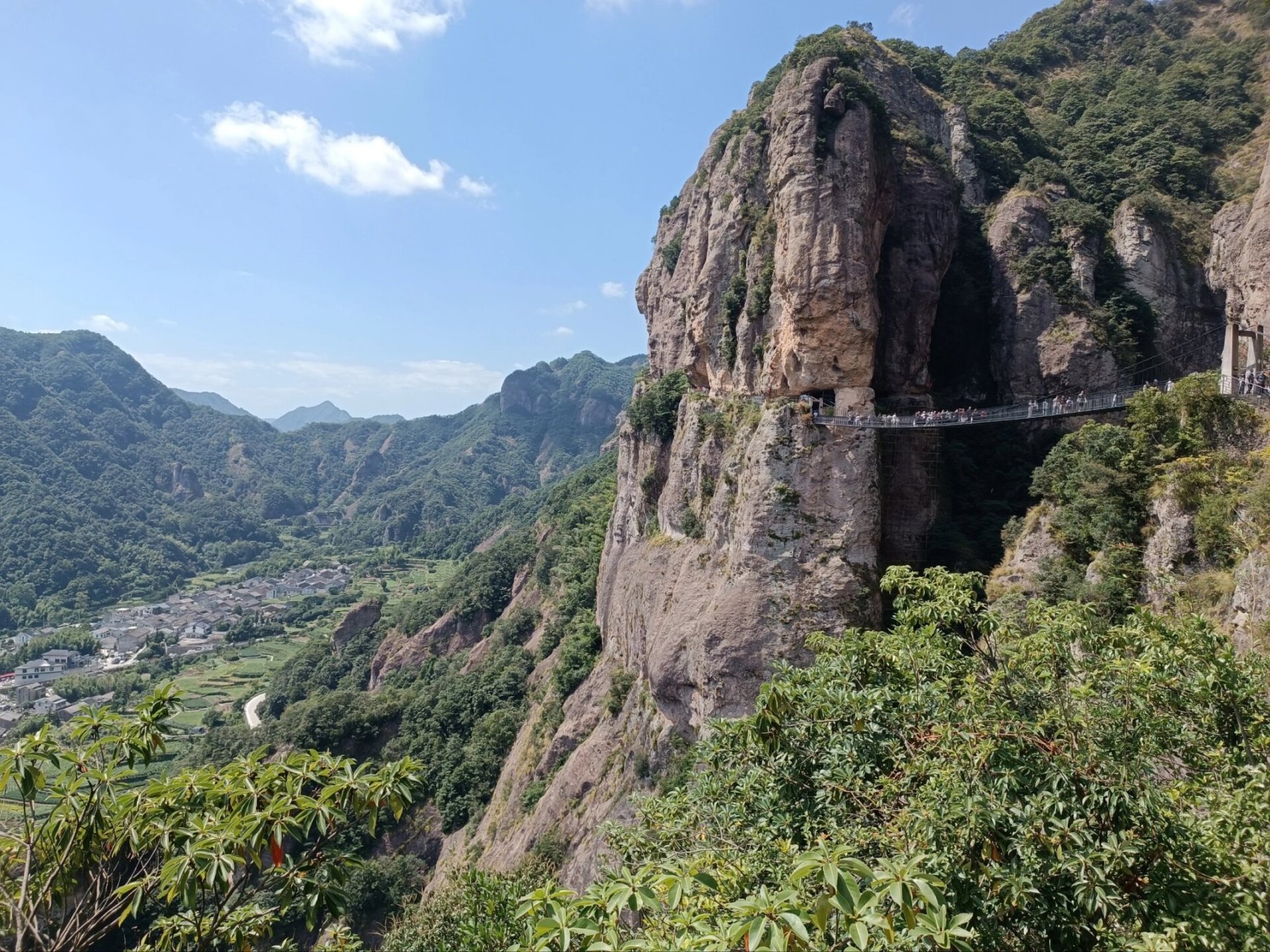 温州雁荡山99--方洞  方洞是雁荡山的一个景点之一 这个景区不怎么