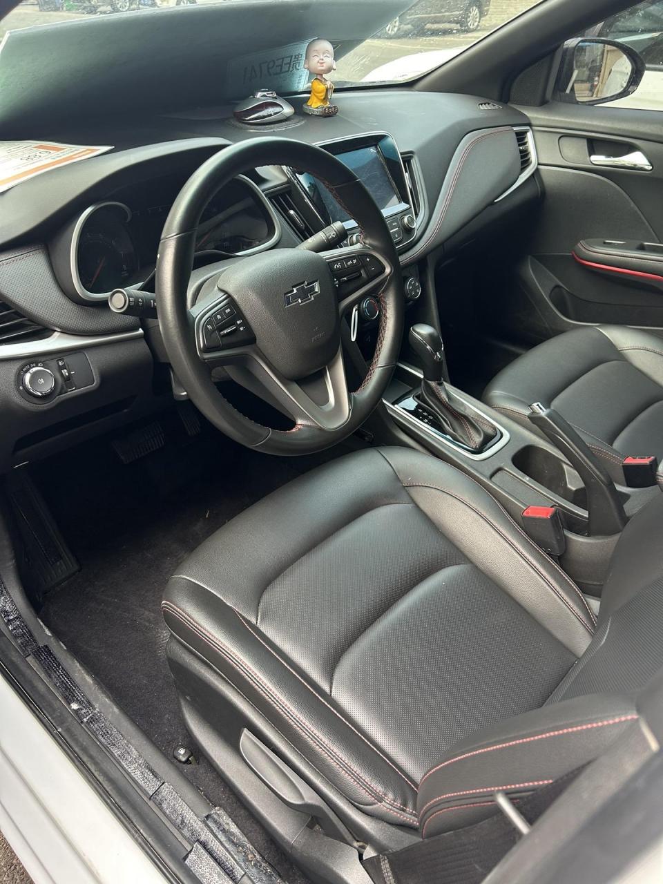 20年上牌雪佛兰rs330t 黑标双排气 省油动力强 家用 代步 练手的首选