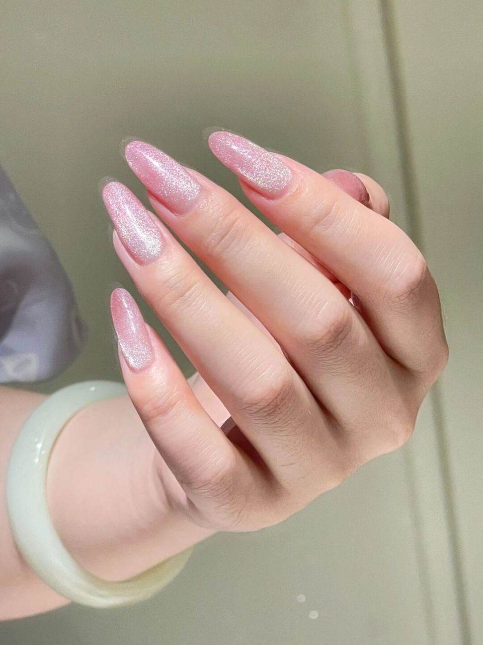 好喜欢我的宽猫眼[爱你] 夏天还得亮闪闪的才好看 #猫眼美甲# #爆闪