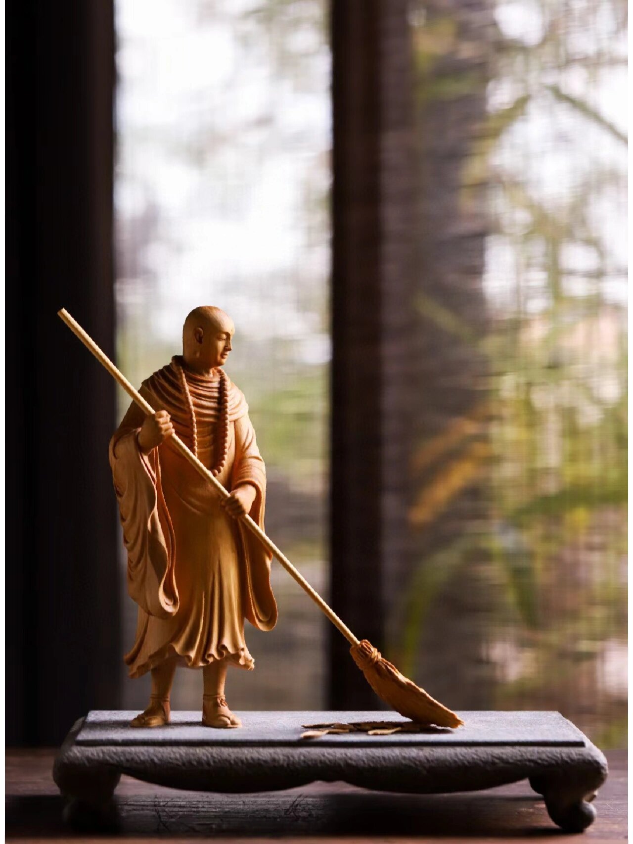 扫地僧 扫地 扫心地