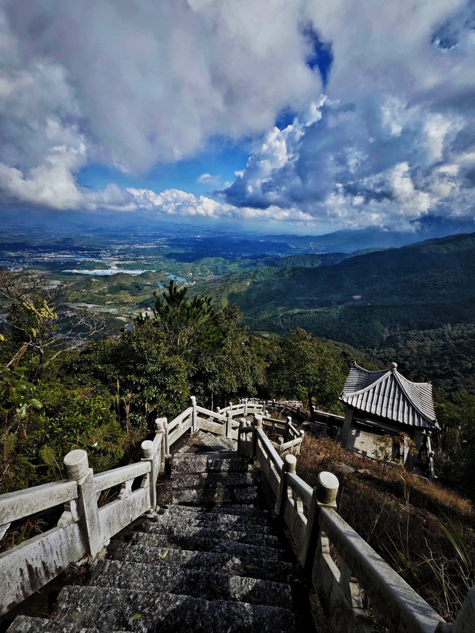 惠东九龙峰 雨后的九龙峰,一样迷人