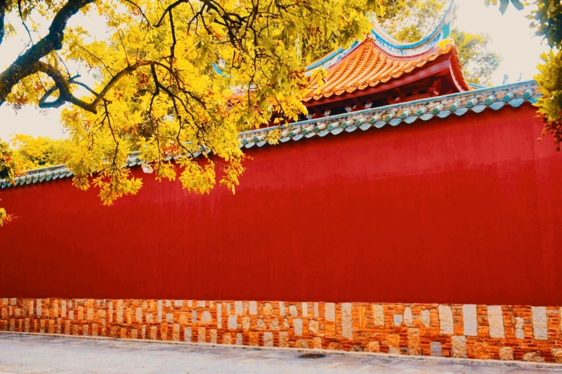 泉州游玩|别再去开元寺了,这面红墙更好拍 99相比开元寺人挤人,这面