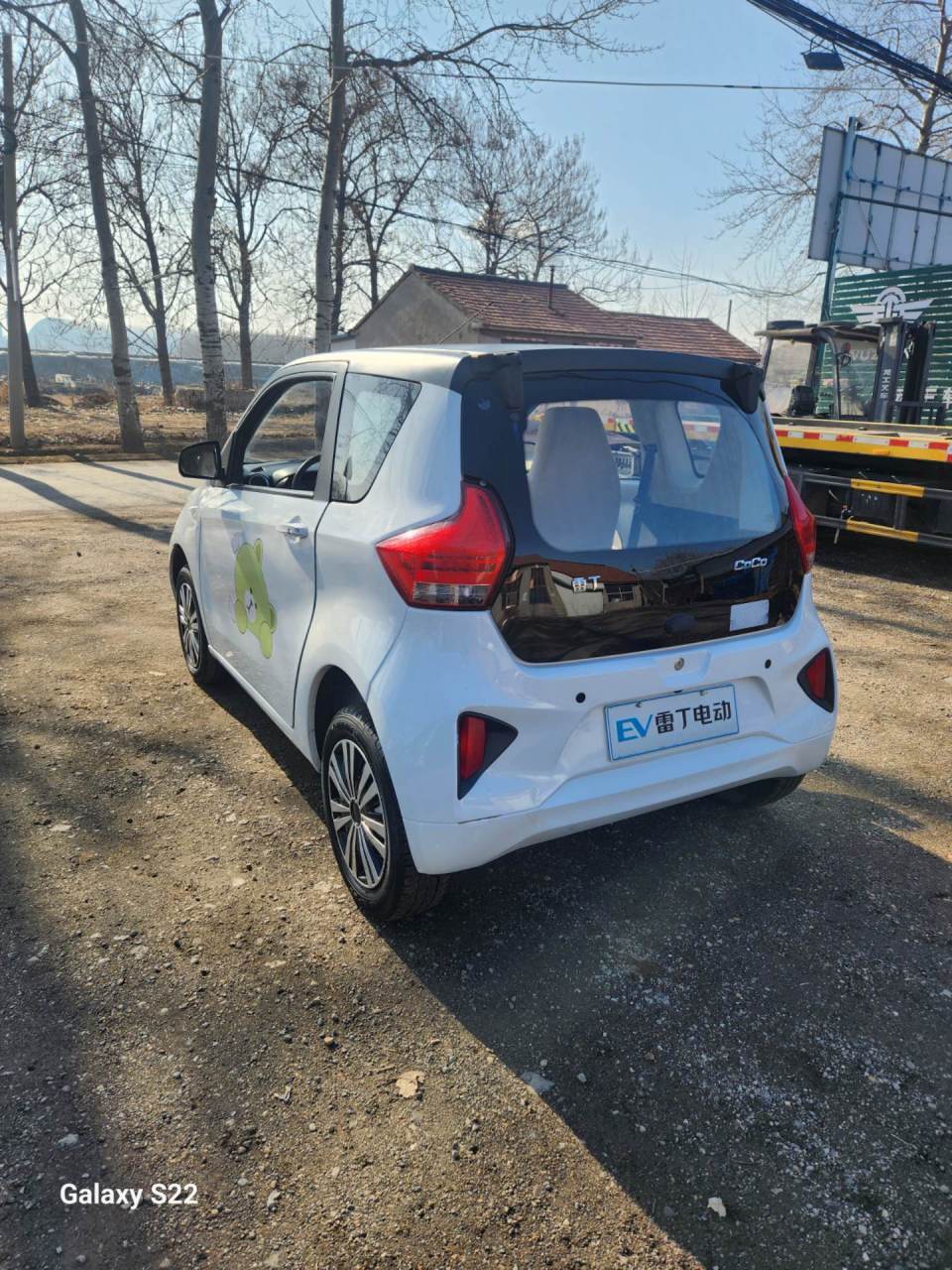 刚到21年购买的雷丁coco二门四座 最保值的车型   60付纯电 倒车影像.