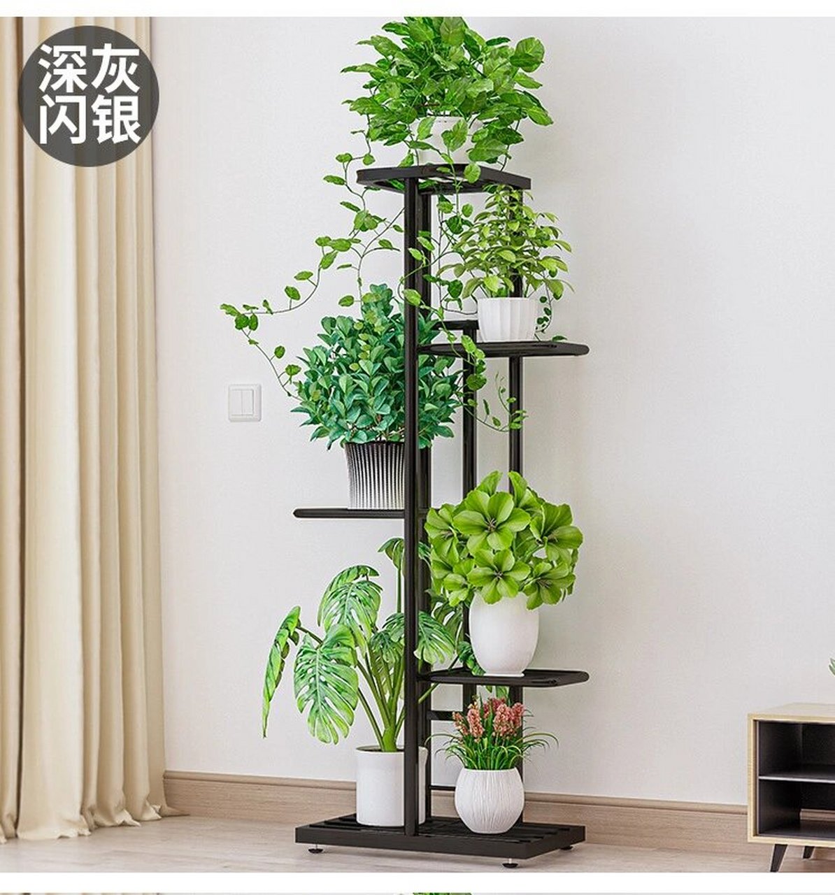 今天我要跟大家分享一款必备的家居装饰品——花架.