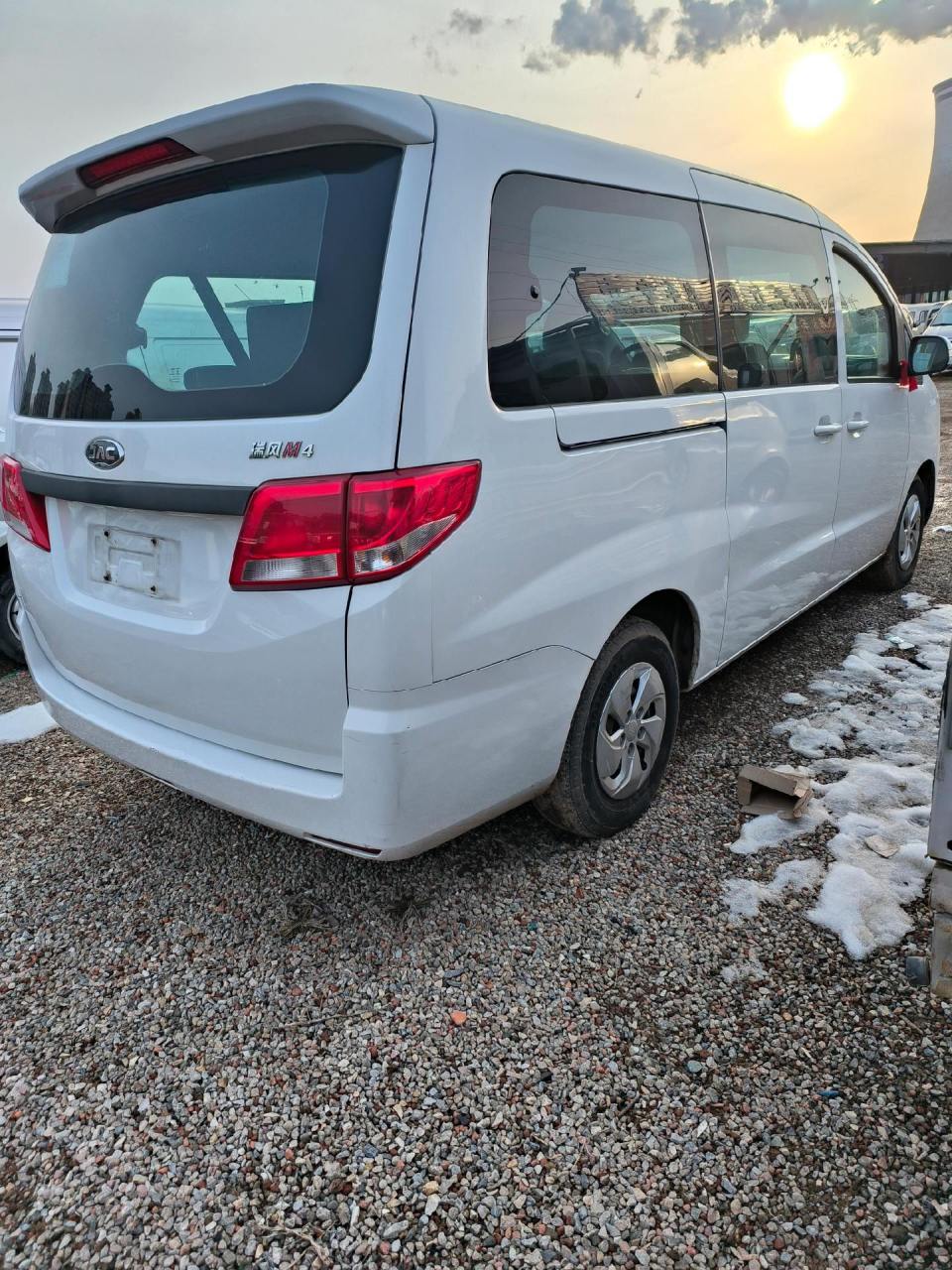 2018年江淮瑞风m4到了,7座精品