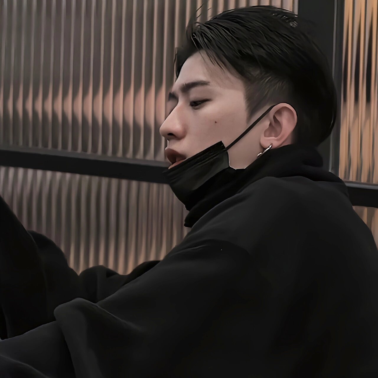 传送一组旧图 优秀男头[害羞]#蔡徐坤# #宝藏男孩蔡徐坤# #蔡徐坤